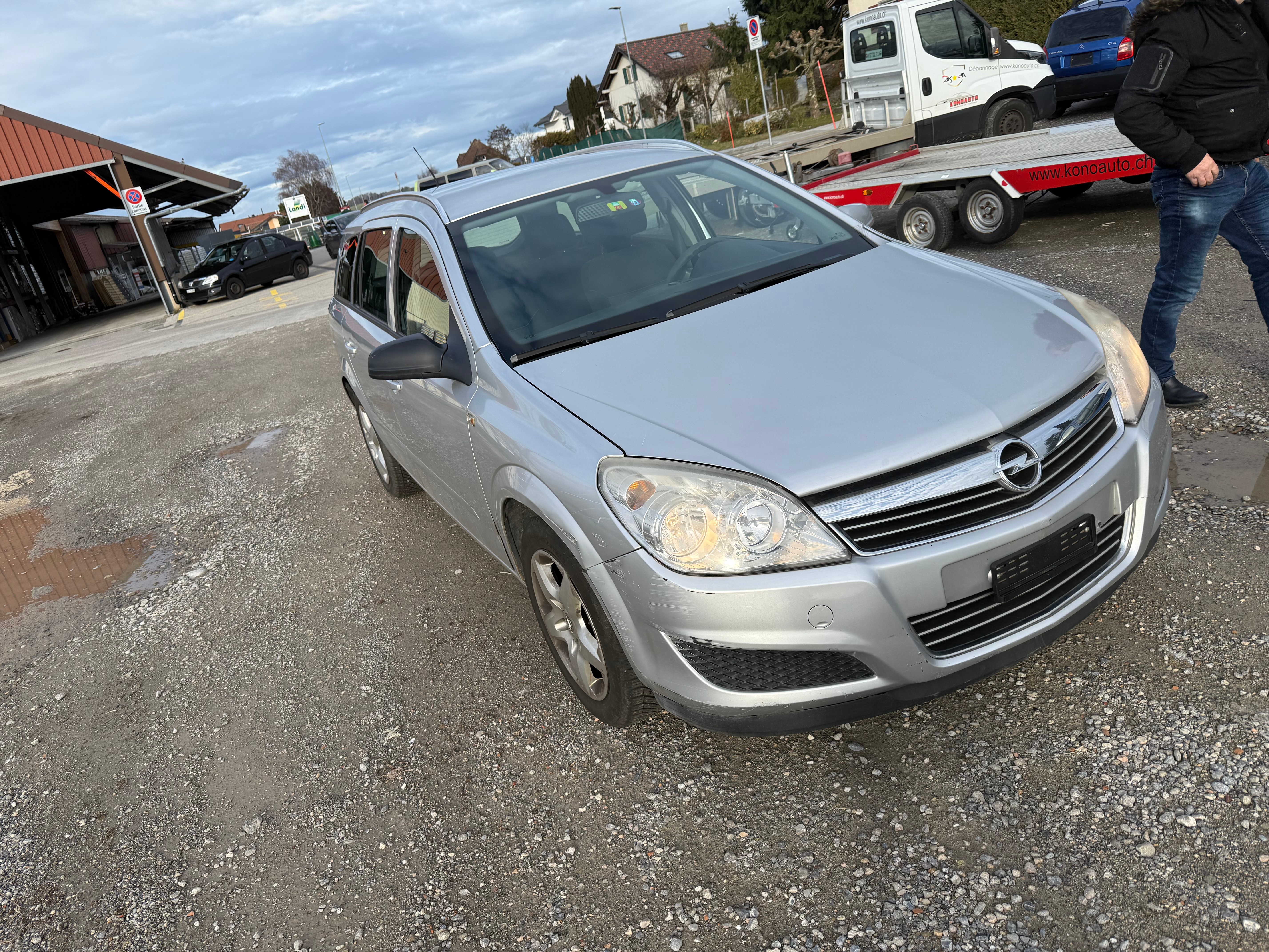 OPEL Astra Caravan 1.6i 16V Enjoy — slika 1