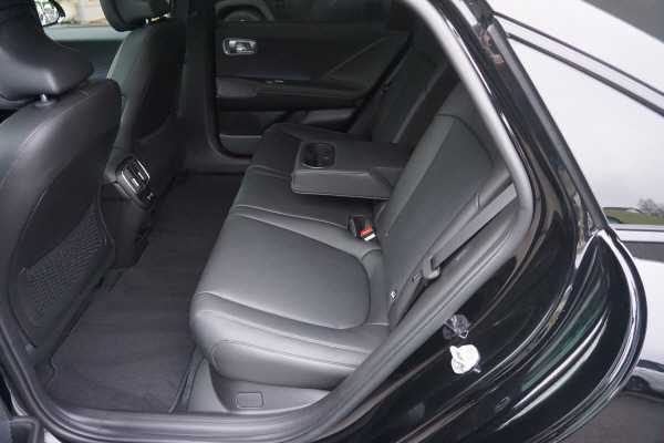 HYUNDAI Ioniq 6 77kWh Launch 4WD-image-6