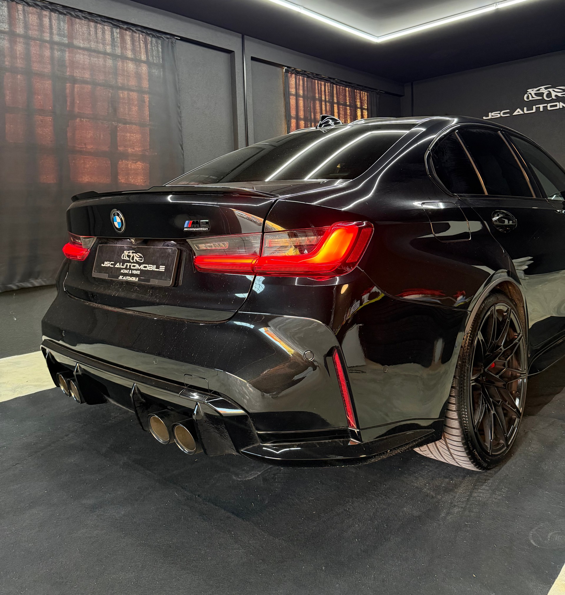 BMW M3 Competition M xDrive-image-4
