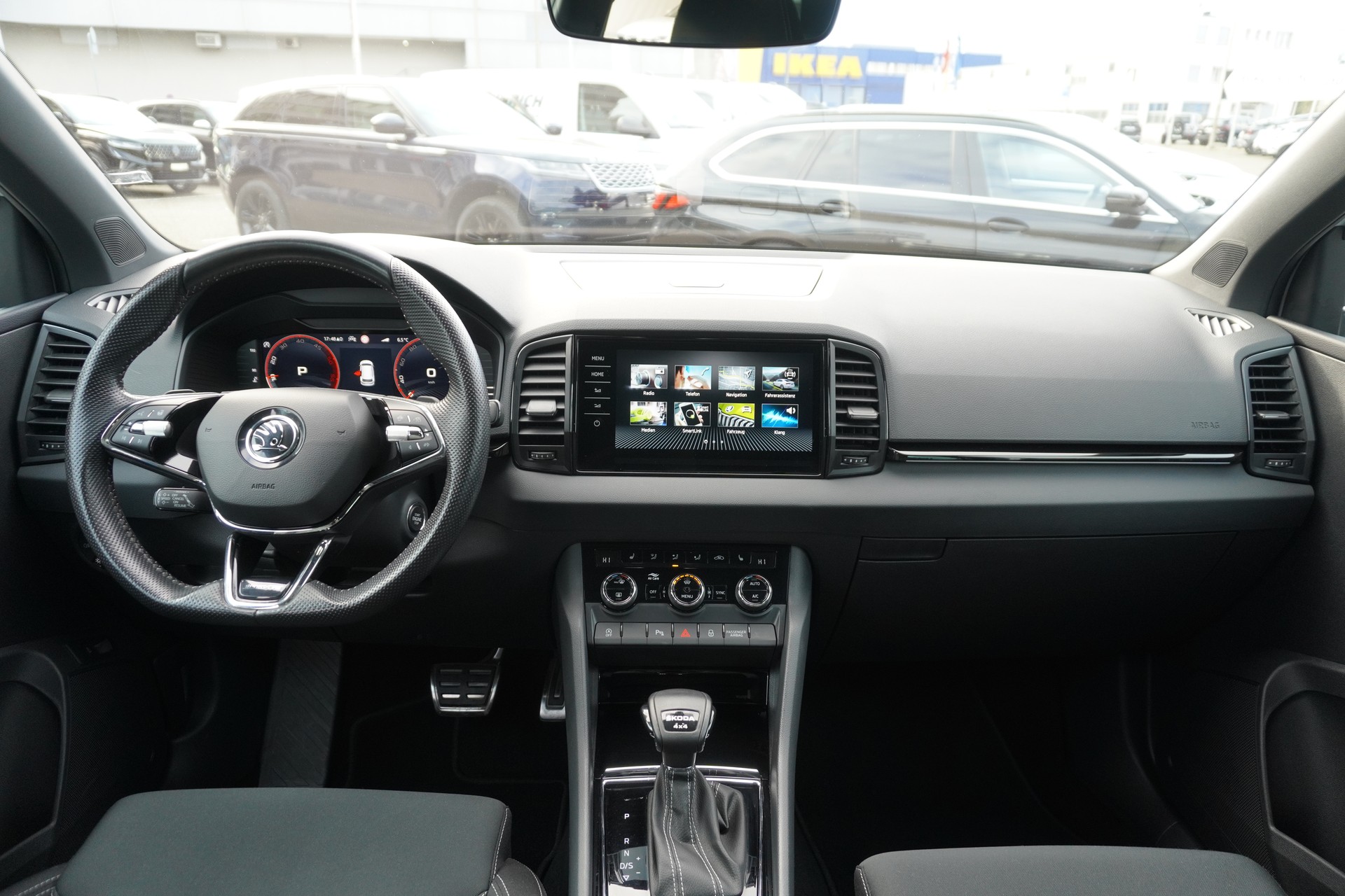 SKODA Karoq 2.0 TDI CR Sport Line 4x4 DSG-image-15