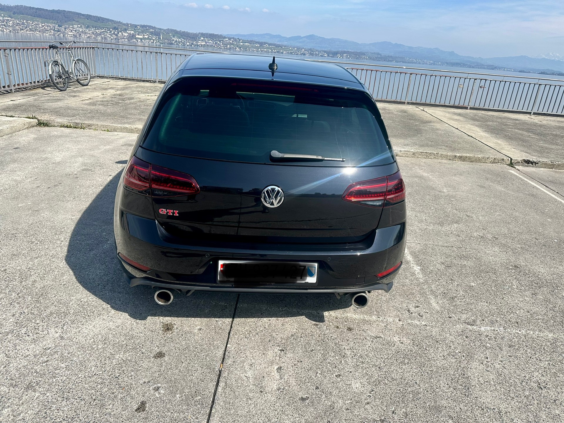VW Golf 2.0 TSI GTI Performance DSG-image-4
