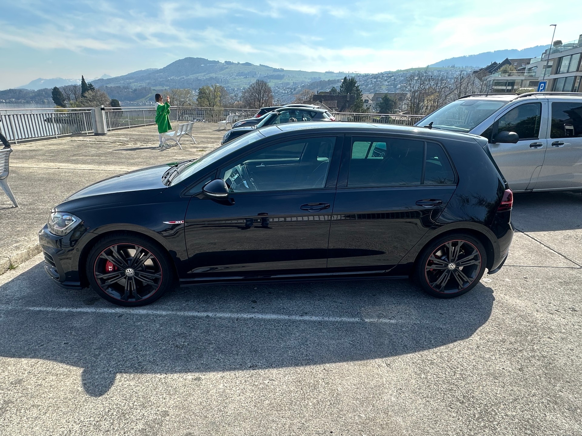 VW Golf 2.0 TSI GTI Performance DSG-image-3
