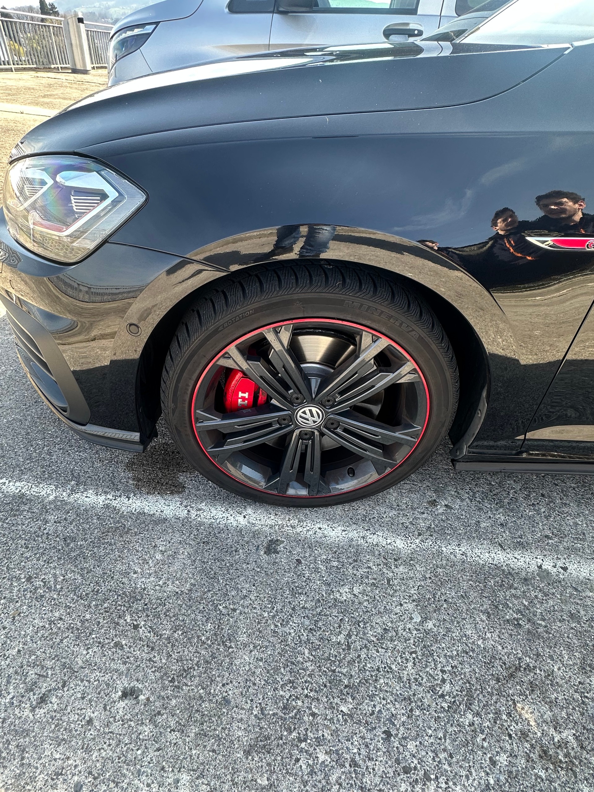 VW Golf 2.0 TSI GTI Performance DSG-image-9