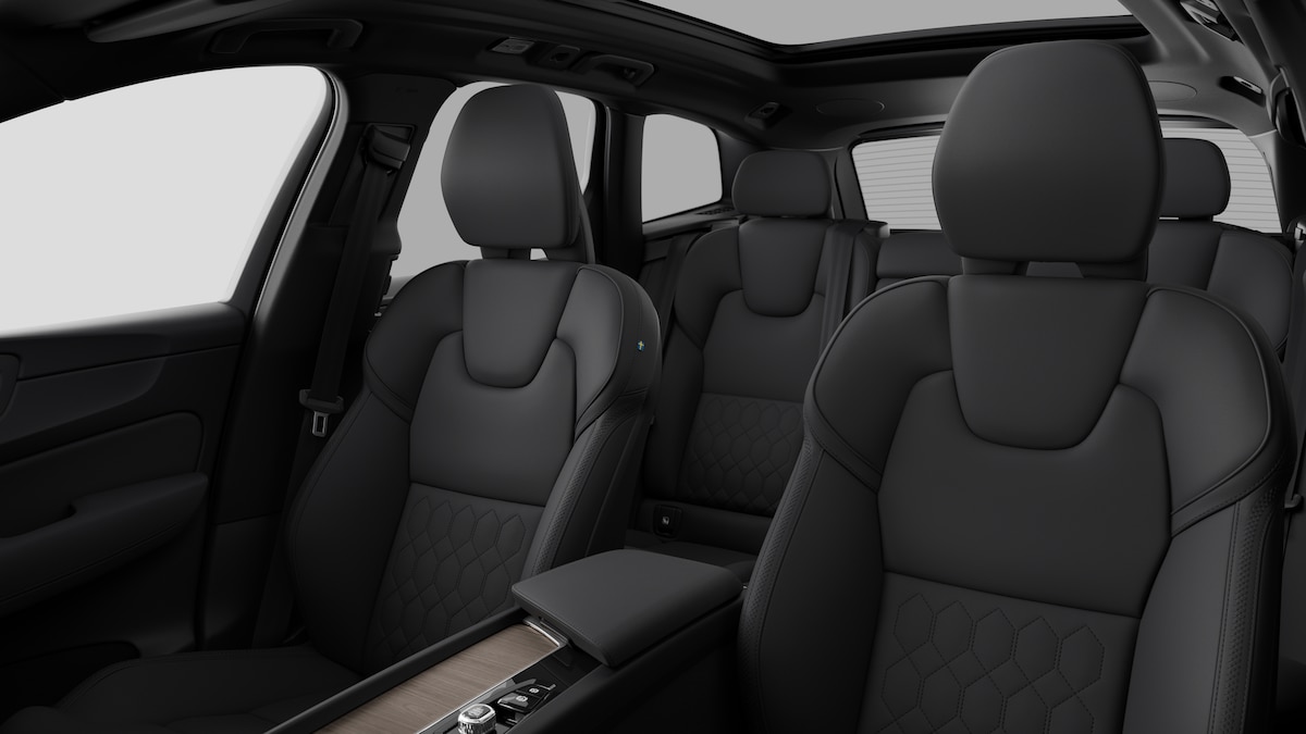 VOLVO XC60 2.0 T6 TE Ultra Dark eAWD-image-9
