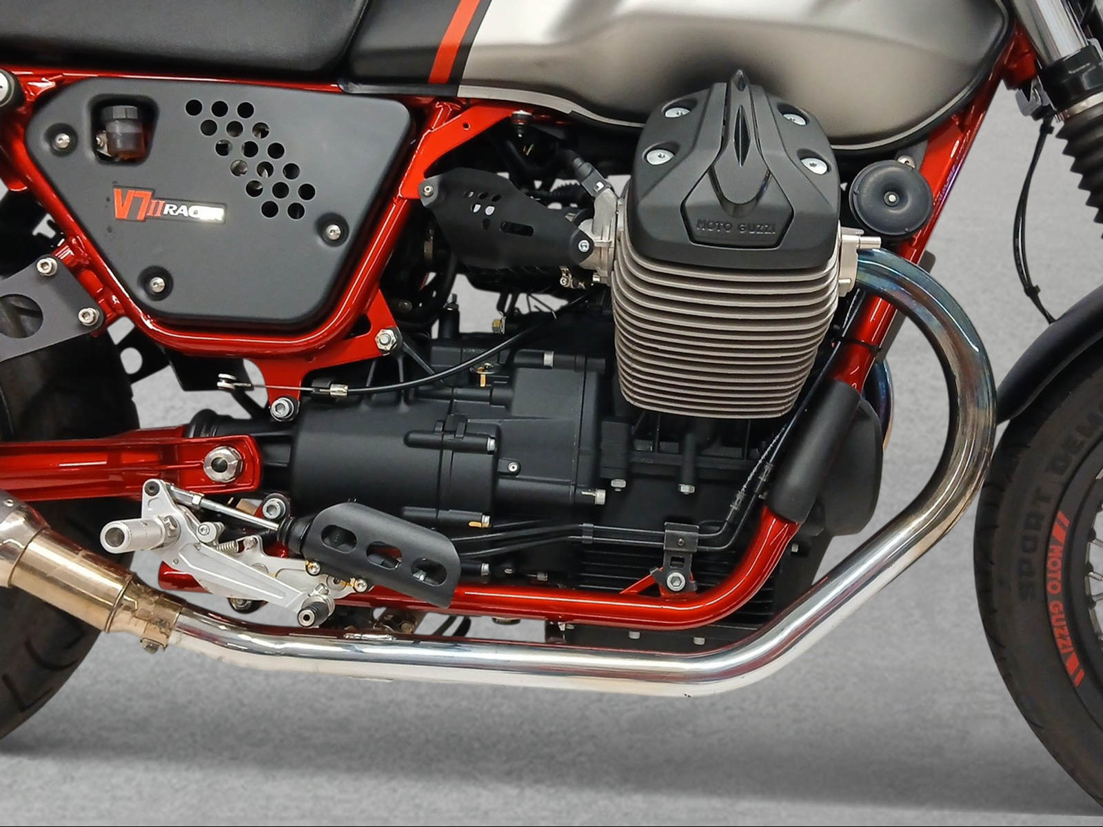 MOTO GUZZI V7 III Racer 750 ABS-image-8