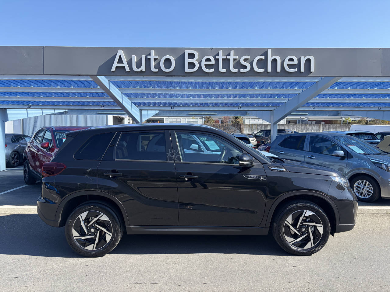 SUZUKI Vitara 1.4 T Sakura Top Hybrid 4x4-image-1