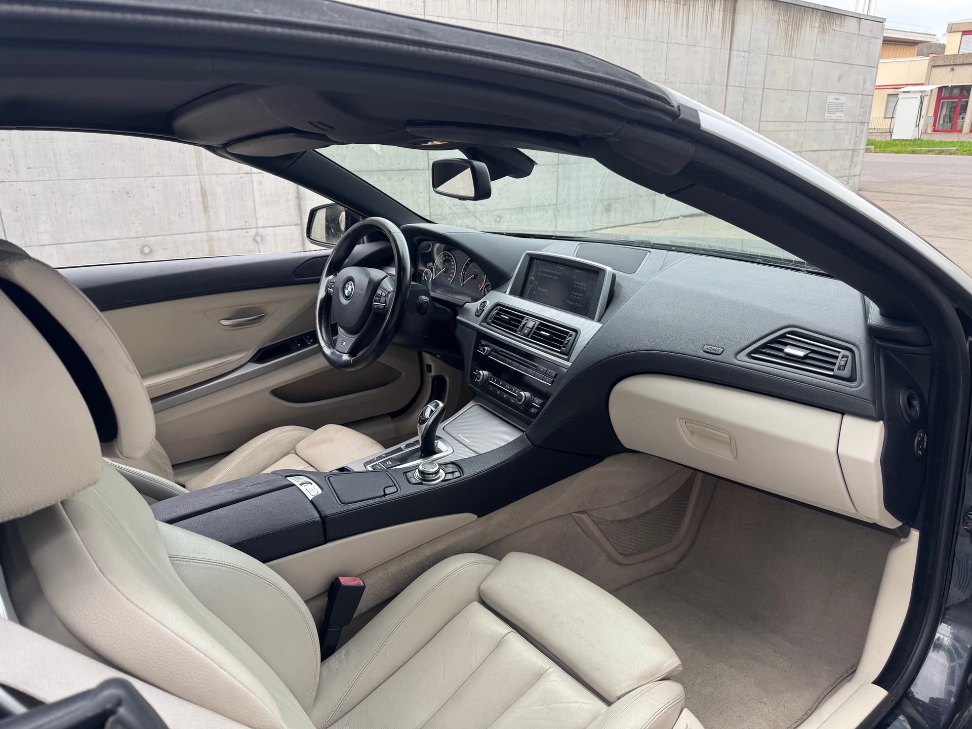 BMW 640d Cabrio xDrive-image-16