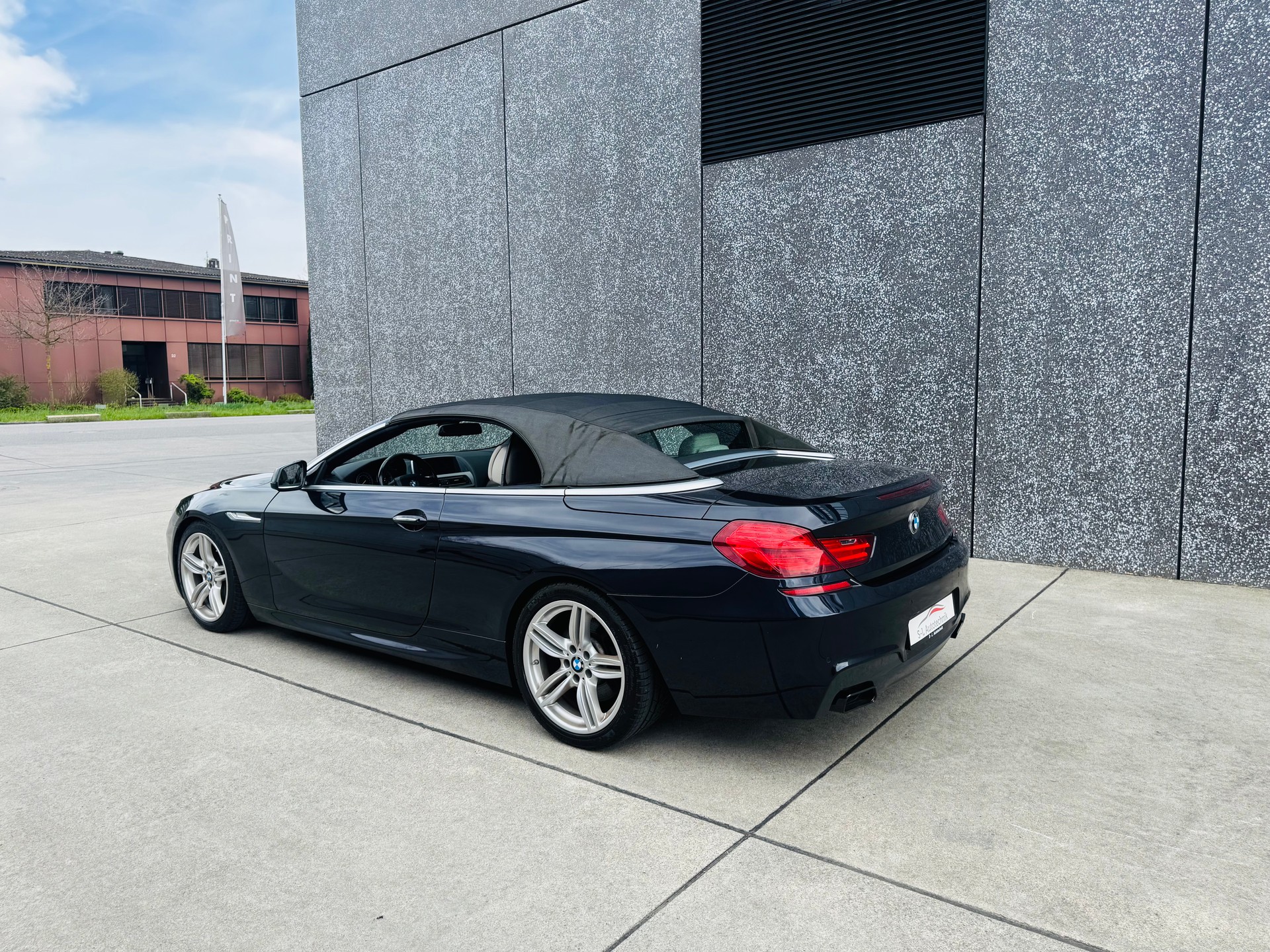 BMW 640d Cabrio xDrive-image-4