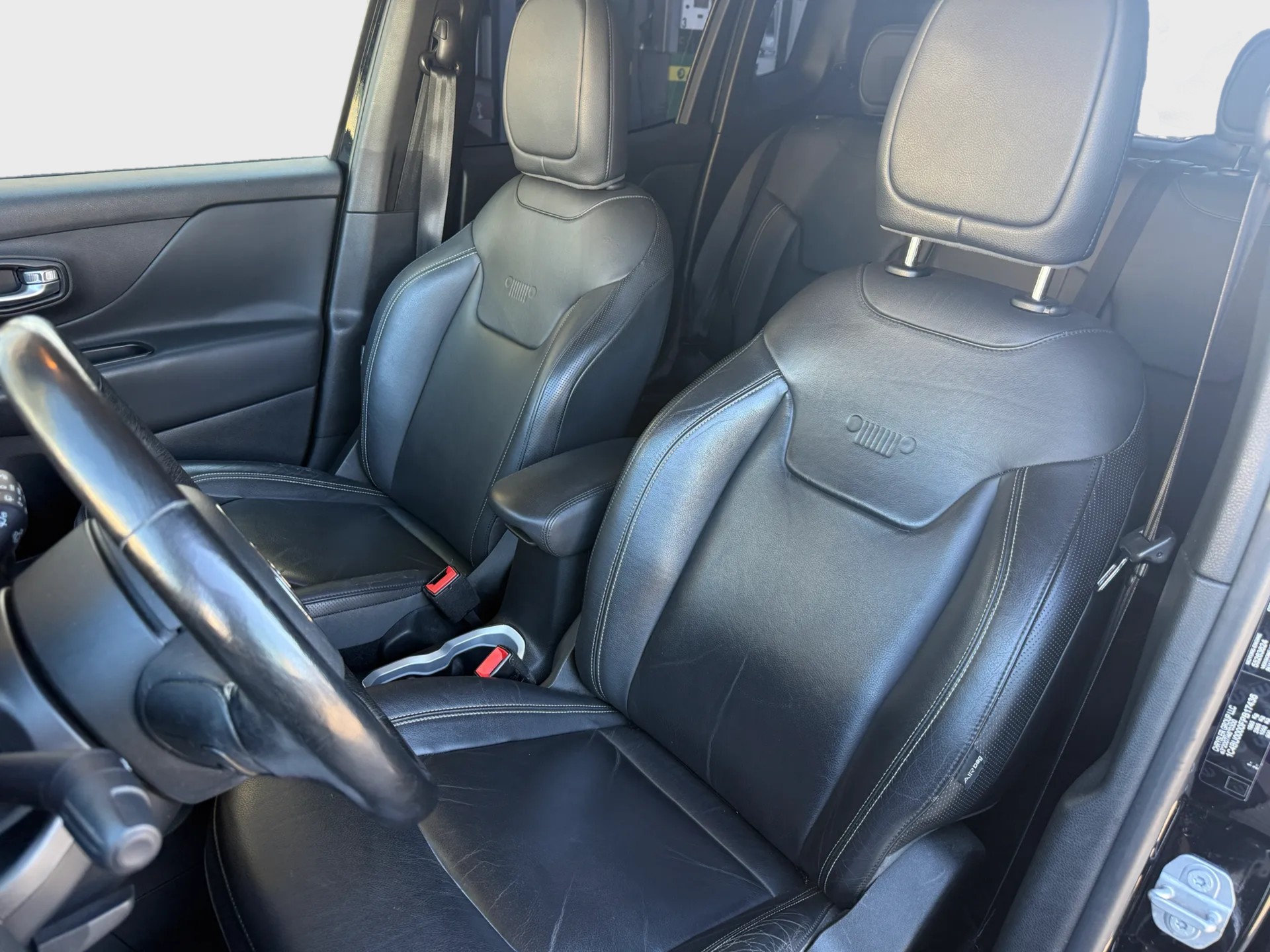 JEEP Renegade 1.4 Turbo Limited-image-11