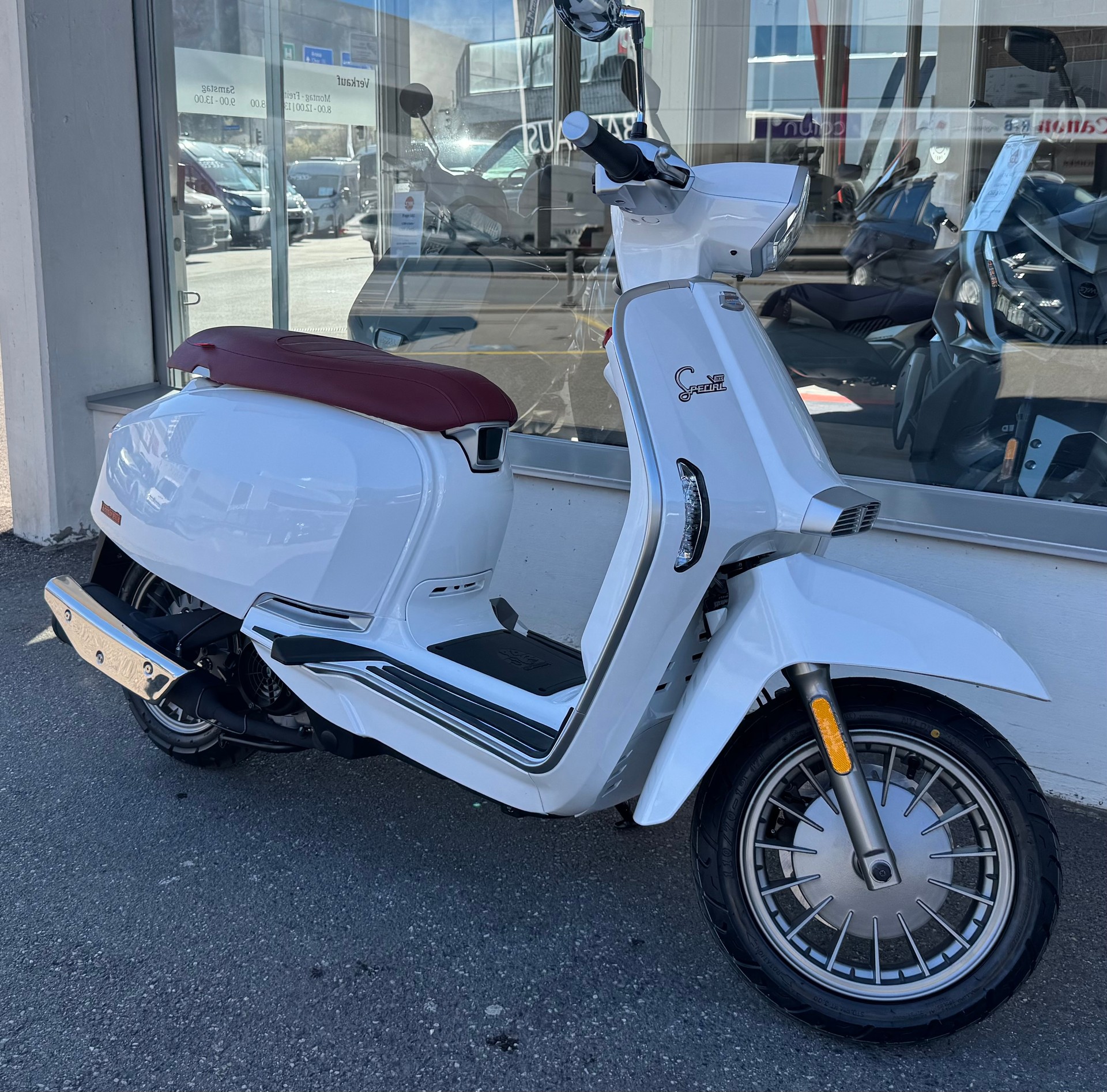 LAMBRETTA V 125 Special Flex Fender-showroom-element-1