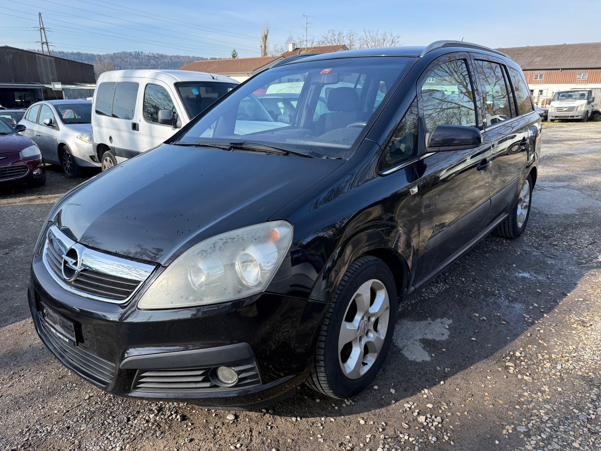 OPEL Zafira 2.0i 16V T Cosmo-image-2