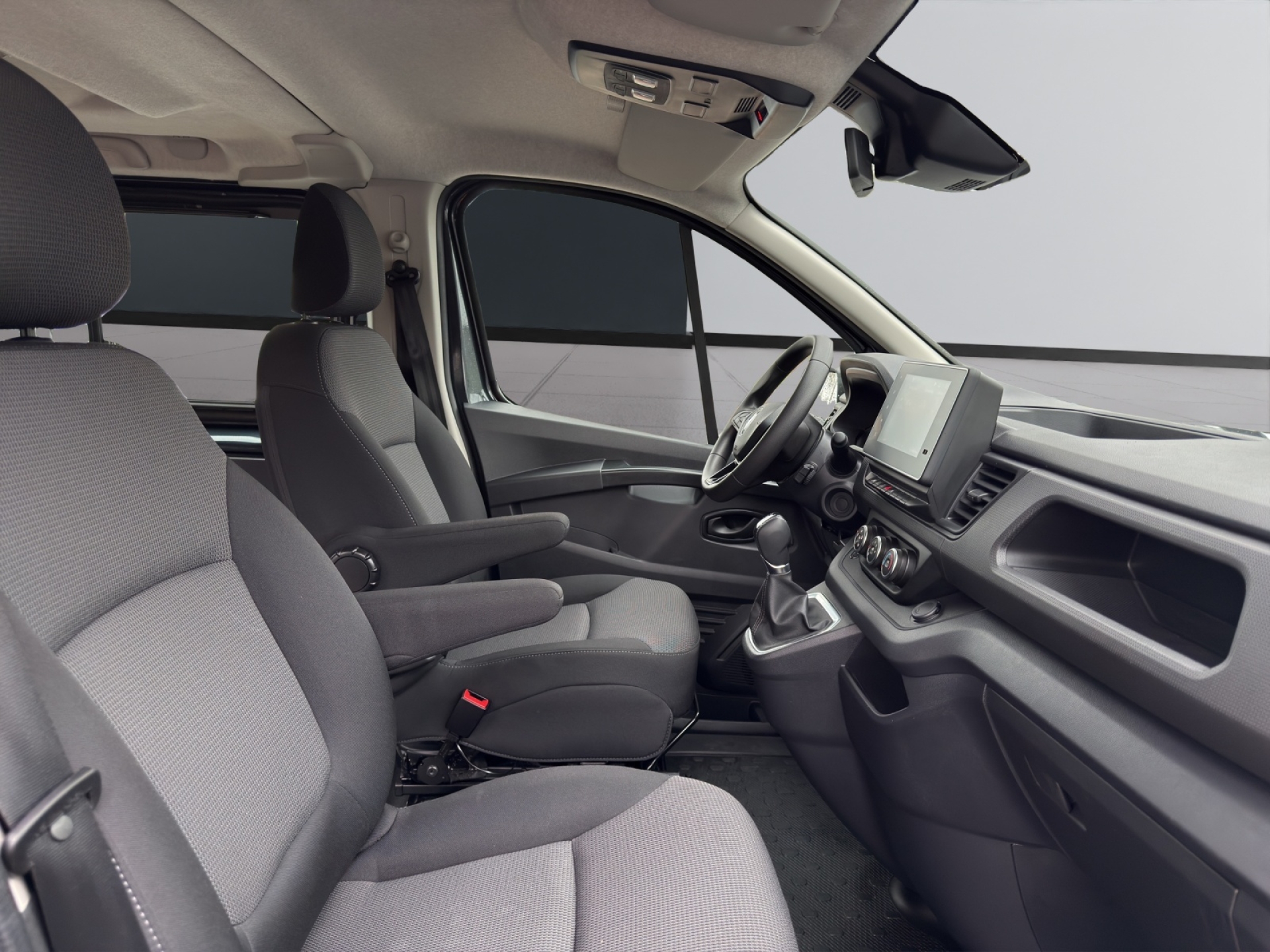 RENAULT Trafic Grand Passenger-image-11