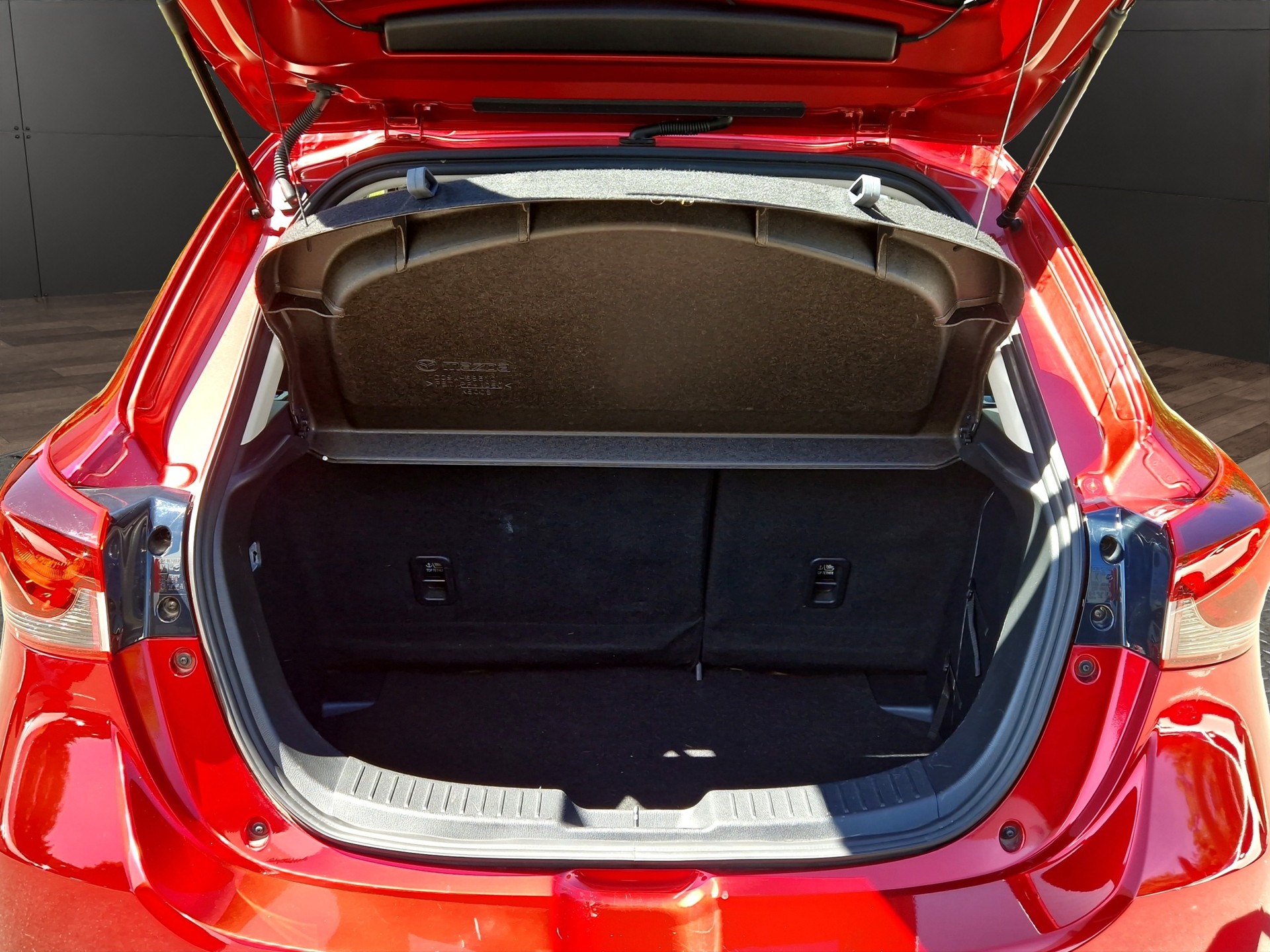 MAZDA 2 SKYACTIV-G 90 Mild Hybrid Center-Line-image-7