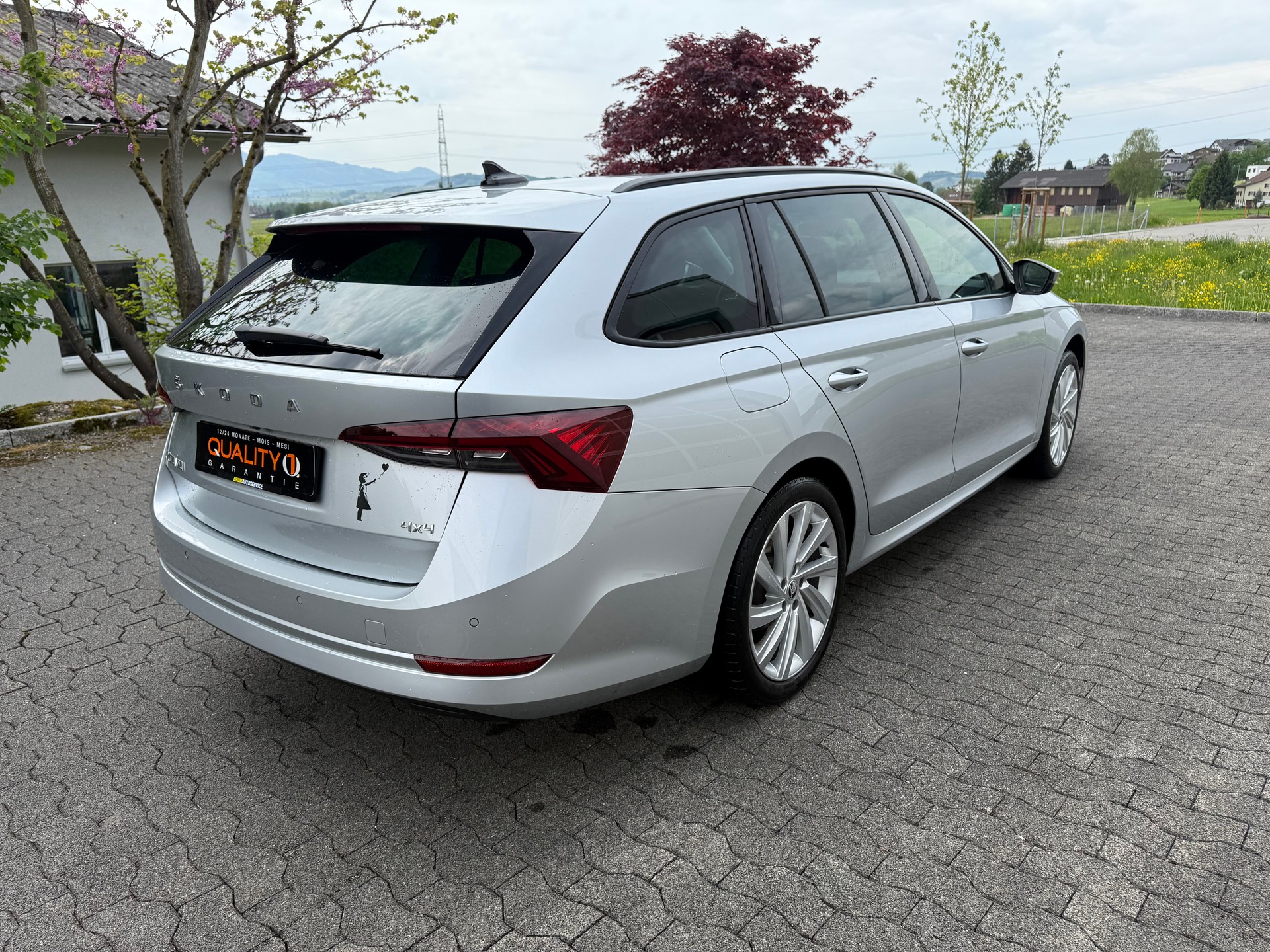 SKODA Octavia Combi 2.0 TDI DSG Style 4x4-image-8