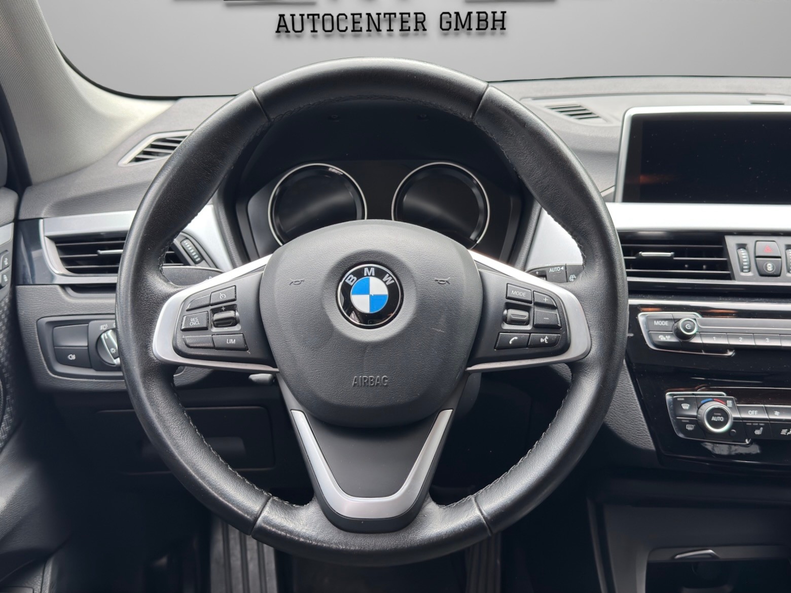 BMW X1 xDrive 20d xLine Steptronic-image-9