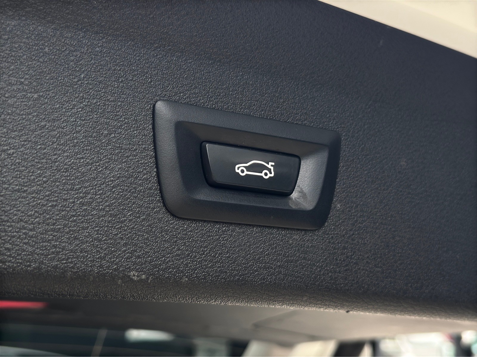 BMW X1 xDrive 20d xLine Steptronic-image-18