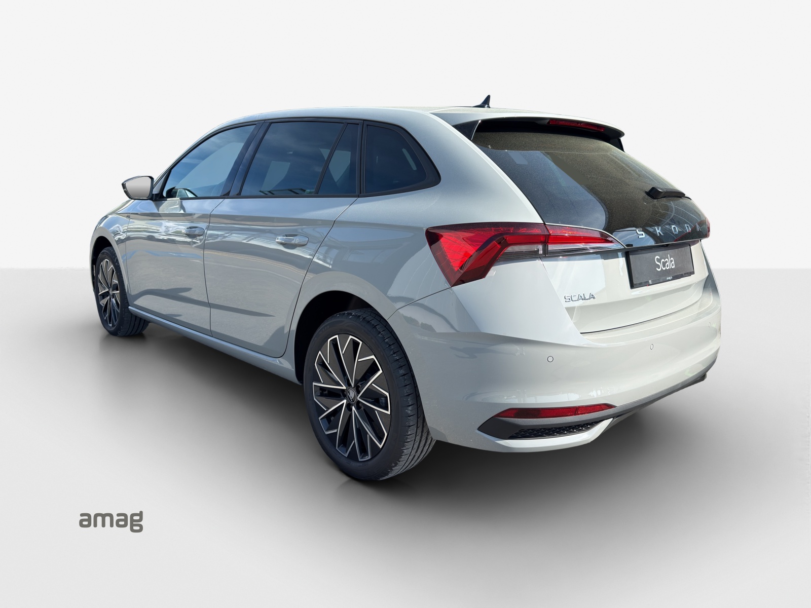 SKODA Scala 1.5 TSI Dynamic DSG-image-2