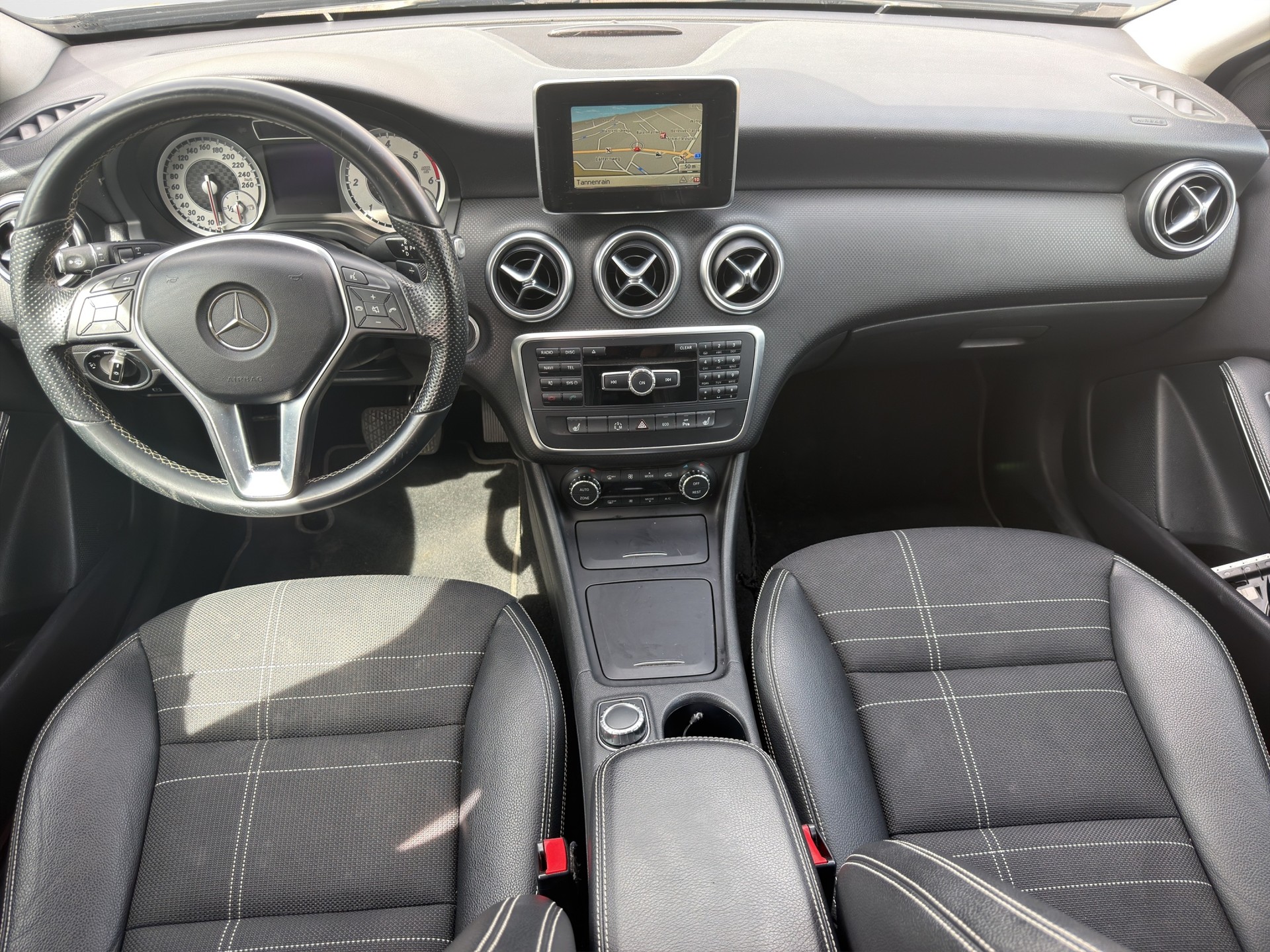 MERCEDES-BENZ A 220 CDI Urban 7G-DCT-image-10