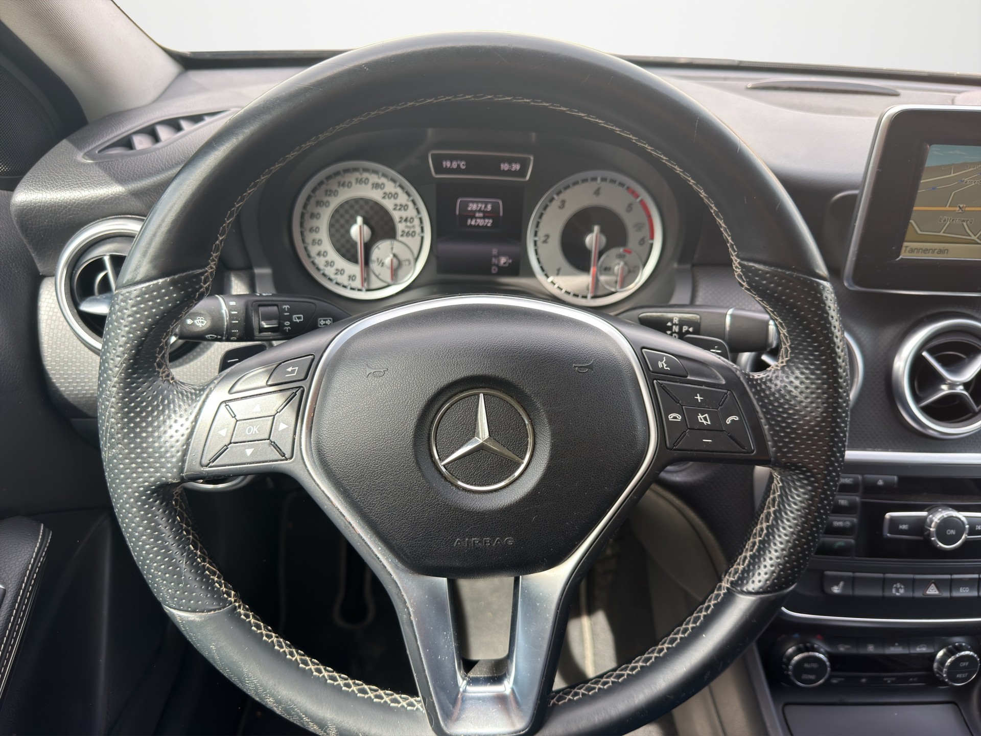 MERCEDES-BENZ A 220 CDI Urban 7G-DCT-image-14