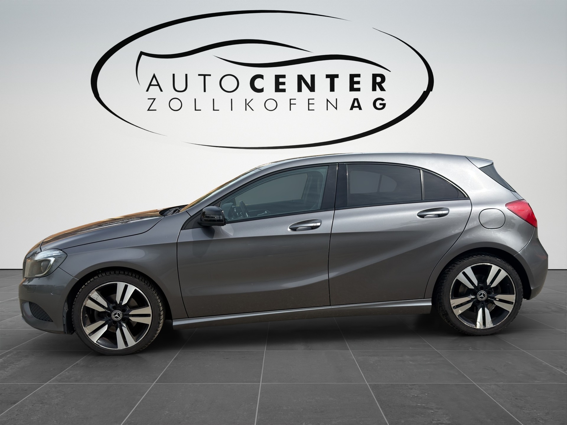MERCEDES-BENZ A 220 CDI Urban 7G-DCT-image-3