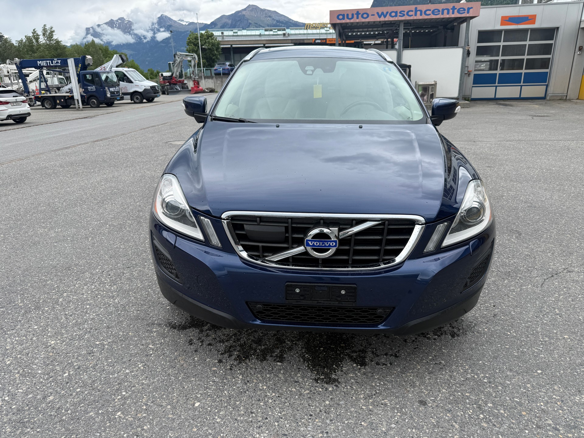 VOLVO XC60 D5 AWD OceanRace Geartronic-image-0