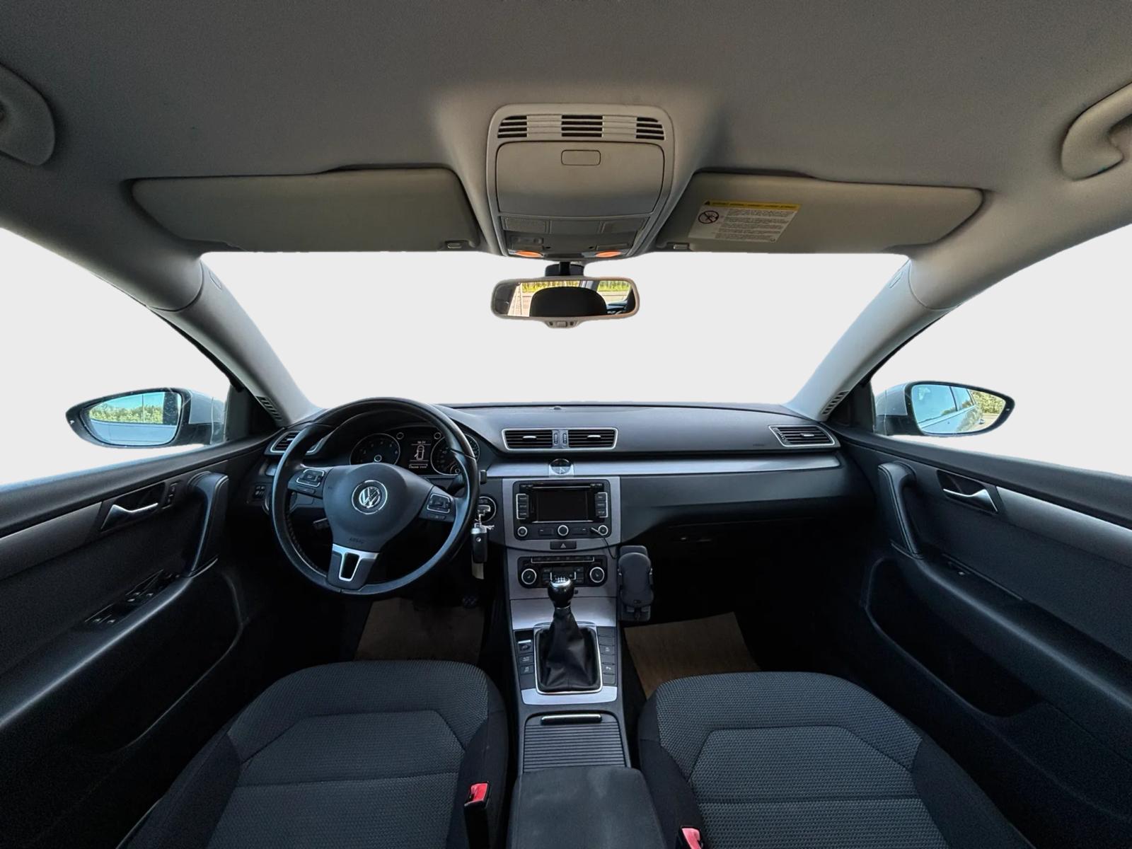 VW Passat Variant 1.4 TSI BMT Trendline-image-7