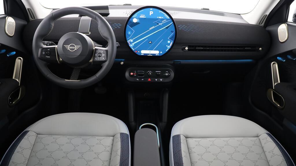 MINI Aceman E-image-11