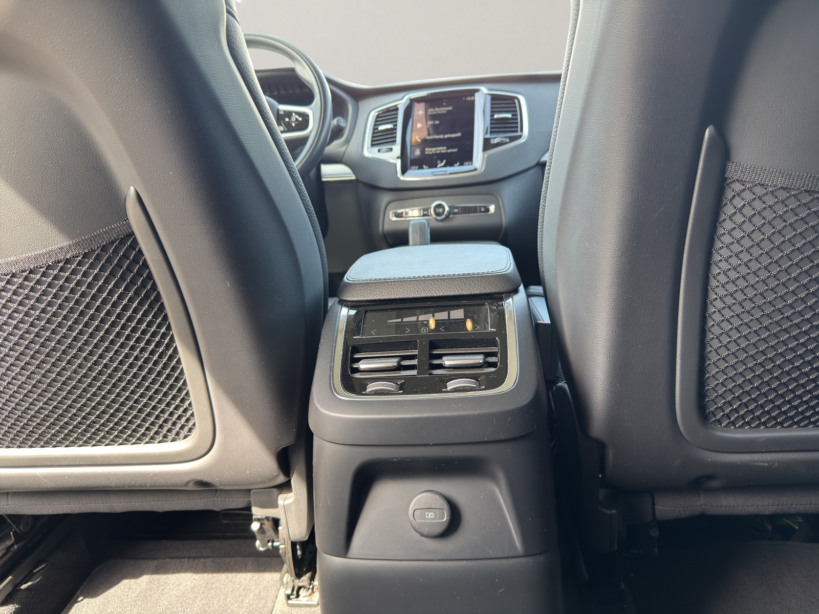 VOLVO XC90 2.0 T8 TE Inscription Expression 7P. eAWD-image-13