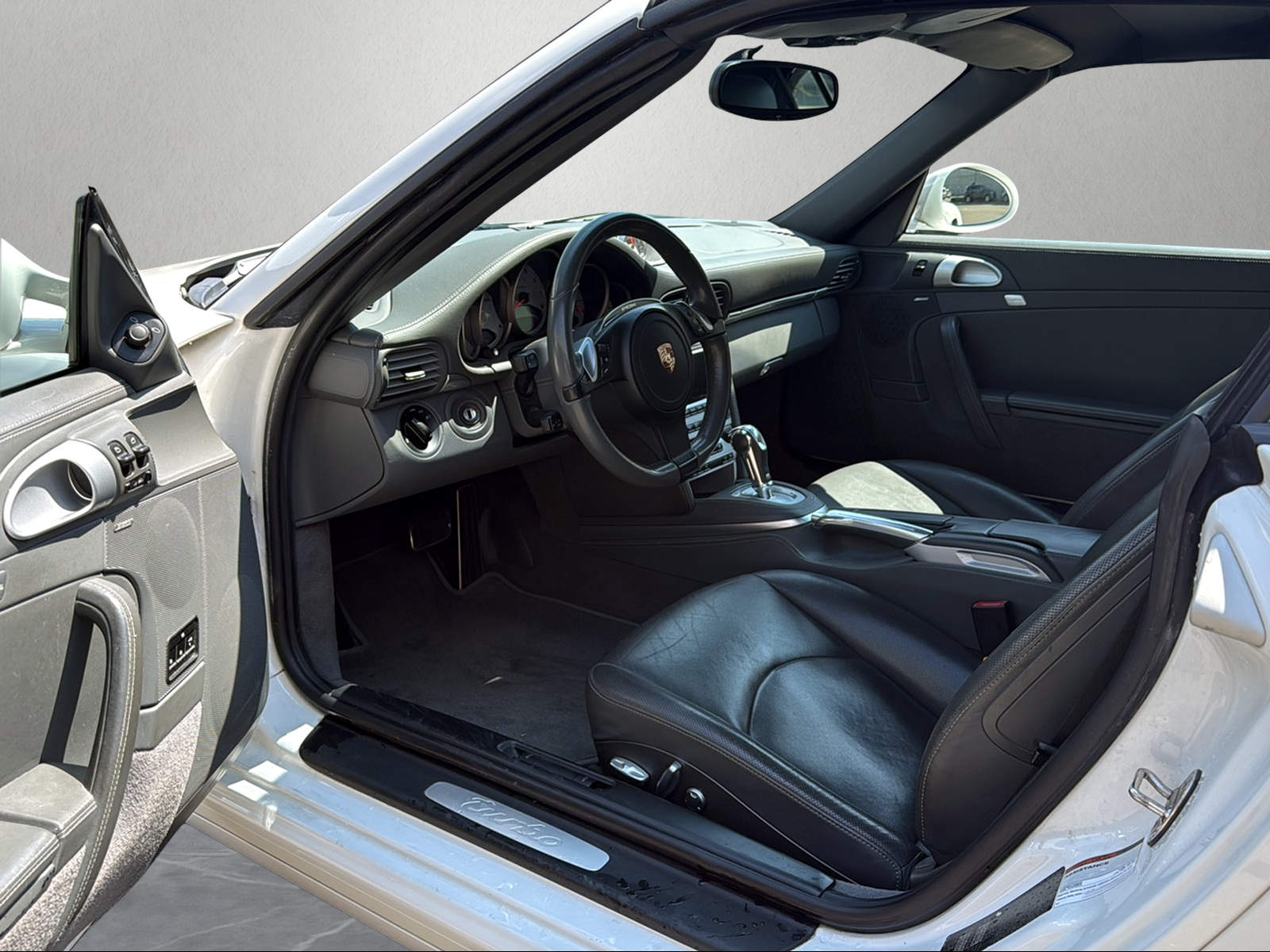 PORSCHE 911 Cabrio Turbo PDK-image-14