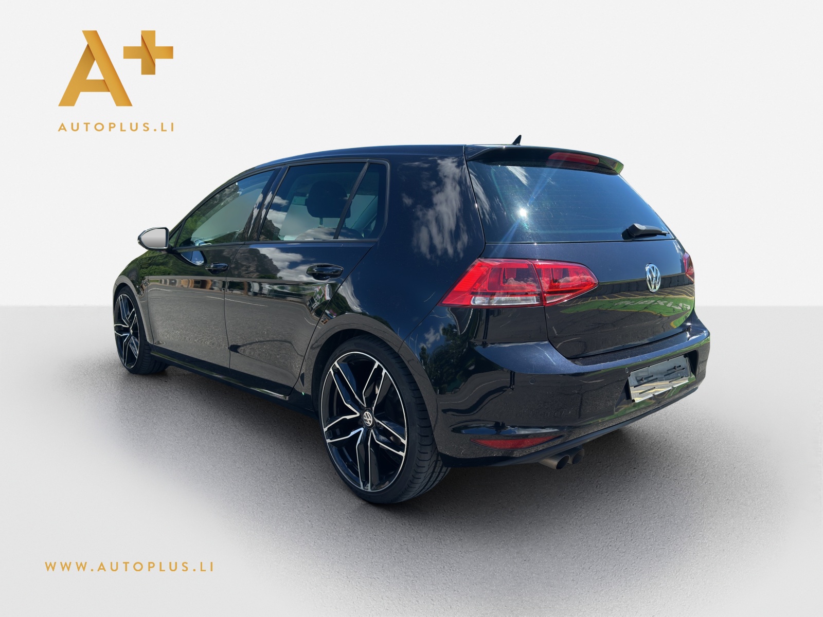 VW Golf 2.0 TDI Highline 4Motion-image-4