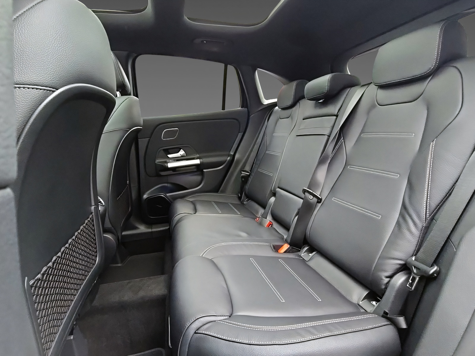 MERCEDES-BENZ GLA 250 4Matic Swiss Star-image-15
