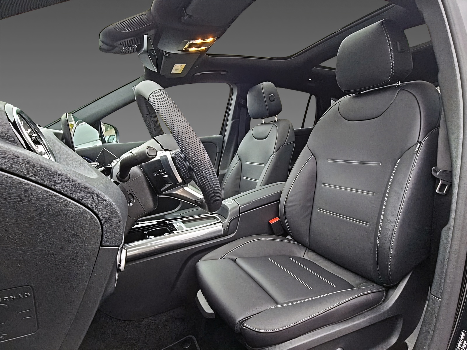 MERCEDES-BENZ GLA 250 4Matic Swiss Star-image-11