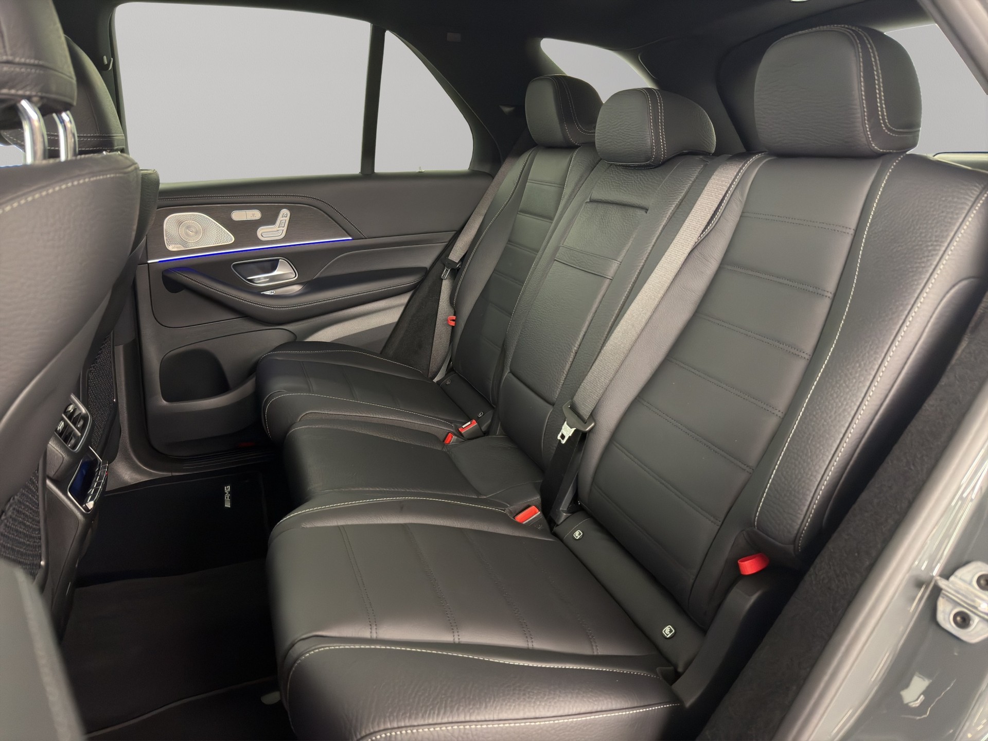 MERCEDES-BENZ GLE 450 d AMG Line 4matic-image-10