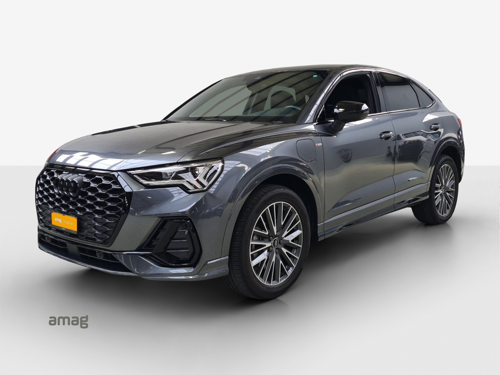 AUDI Q3 Sportback 45 TFSI e S line S-tronic-image-0