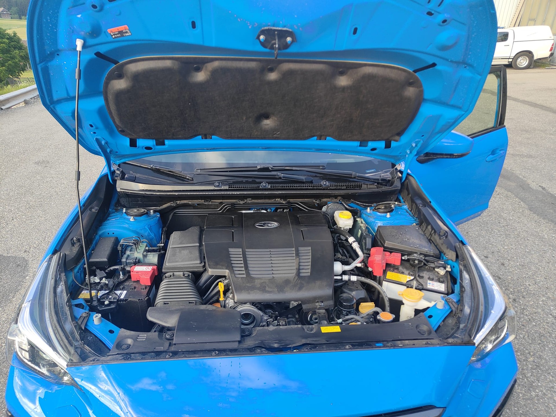 SUBARU Impreza 2.0 e-Boxer Luxury AWD Lineartronic-image-21