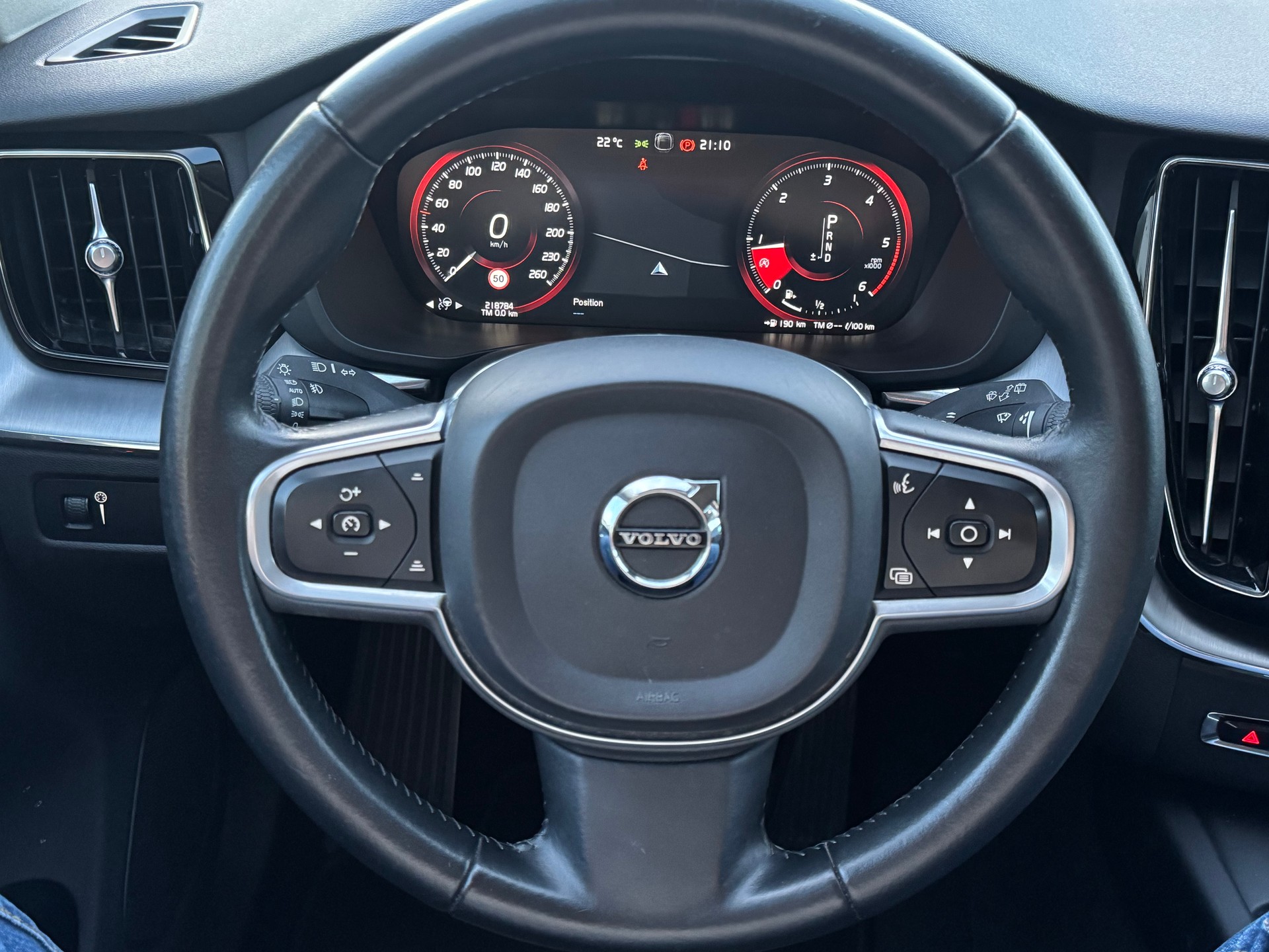VOLVO XC60 D4 AWD Inscription Geartronic-image-14