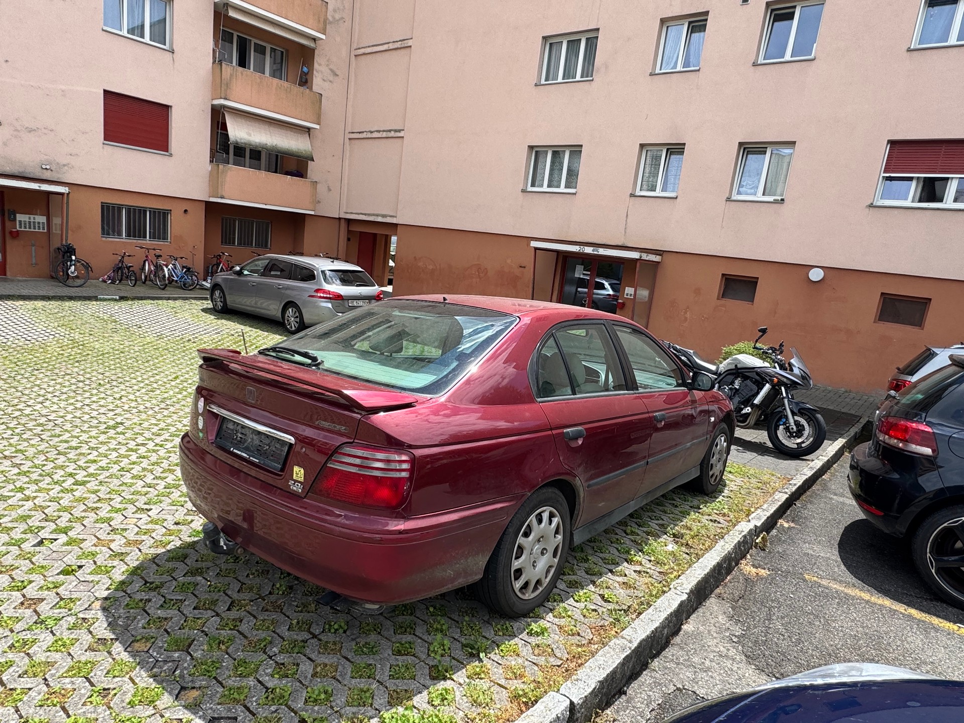 HONDA Accord 2.0i LS-image-3