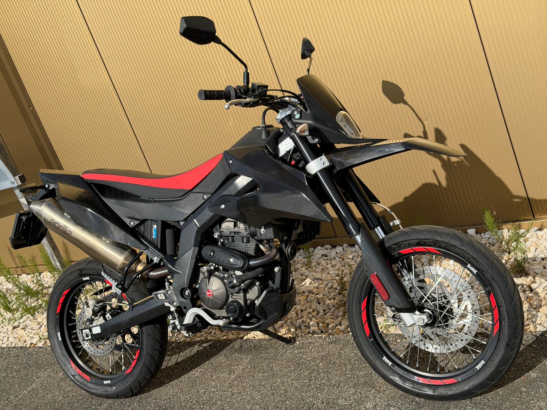 APRILIA SX 125-showroom-element-2
