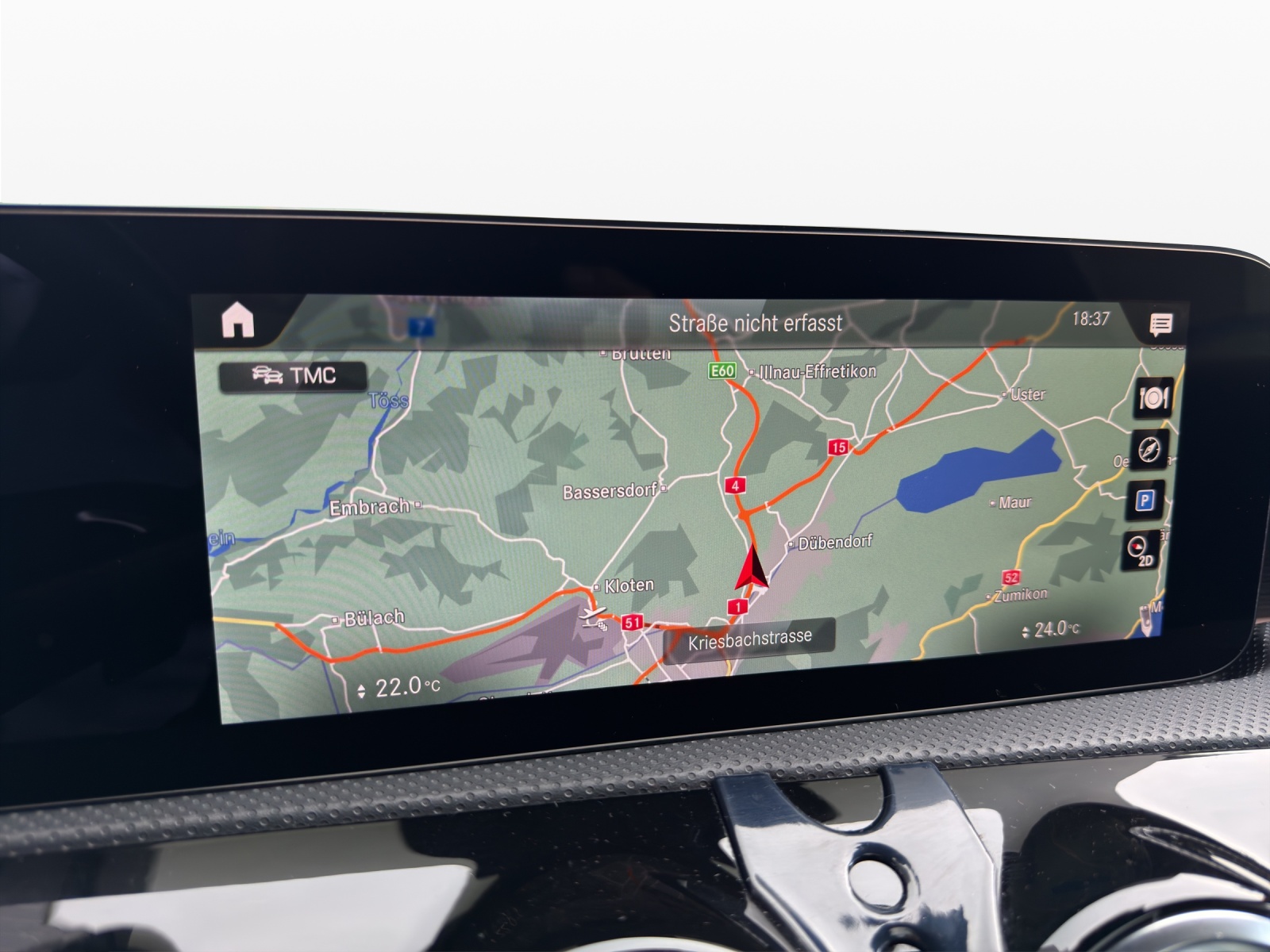 MERCEDES-BENZ CLA Shooting Brake 220 d 4Matic AMG Line-image-12