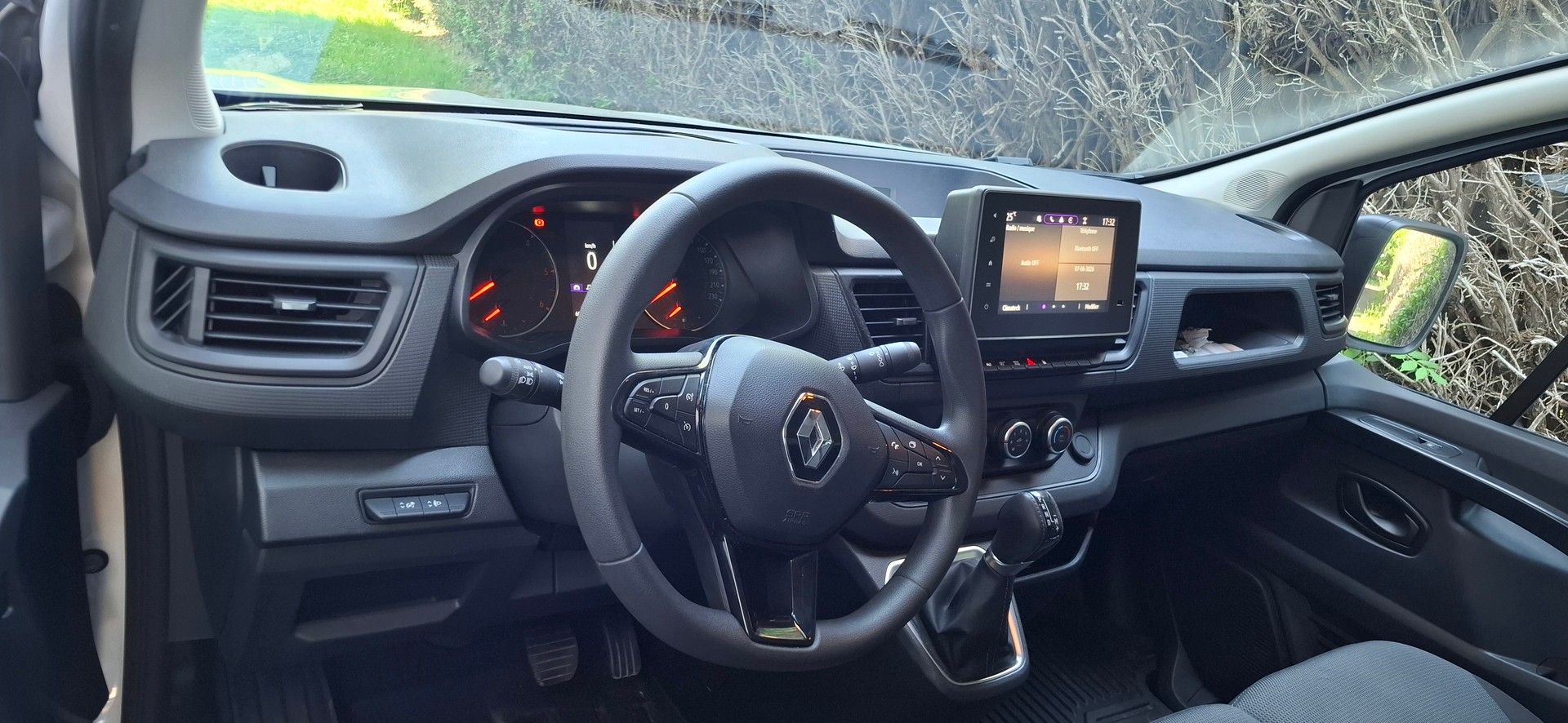 RENAULT 2.0 dCi Blue 150 Advance L1H1-image-2