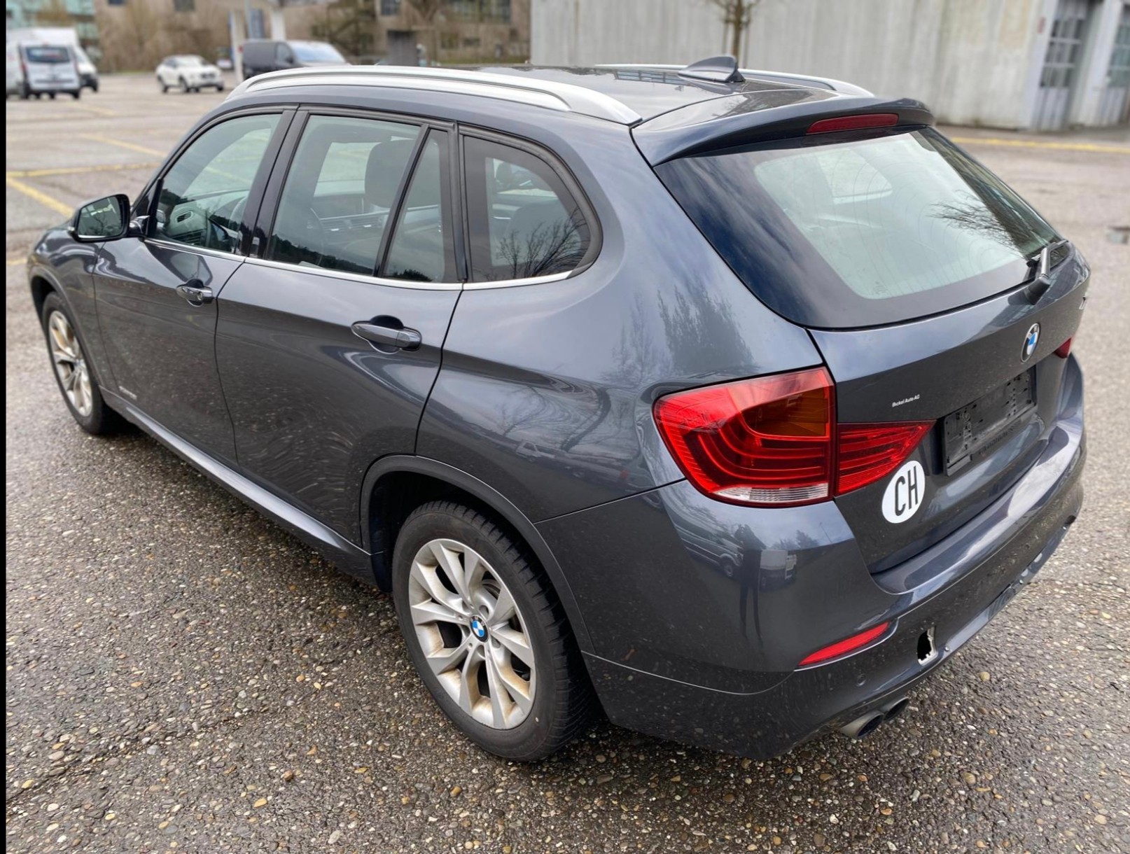 BMW X1 xDrive 28i Sport Line Steptronic-image-3