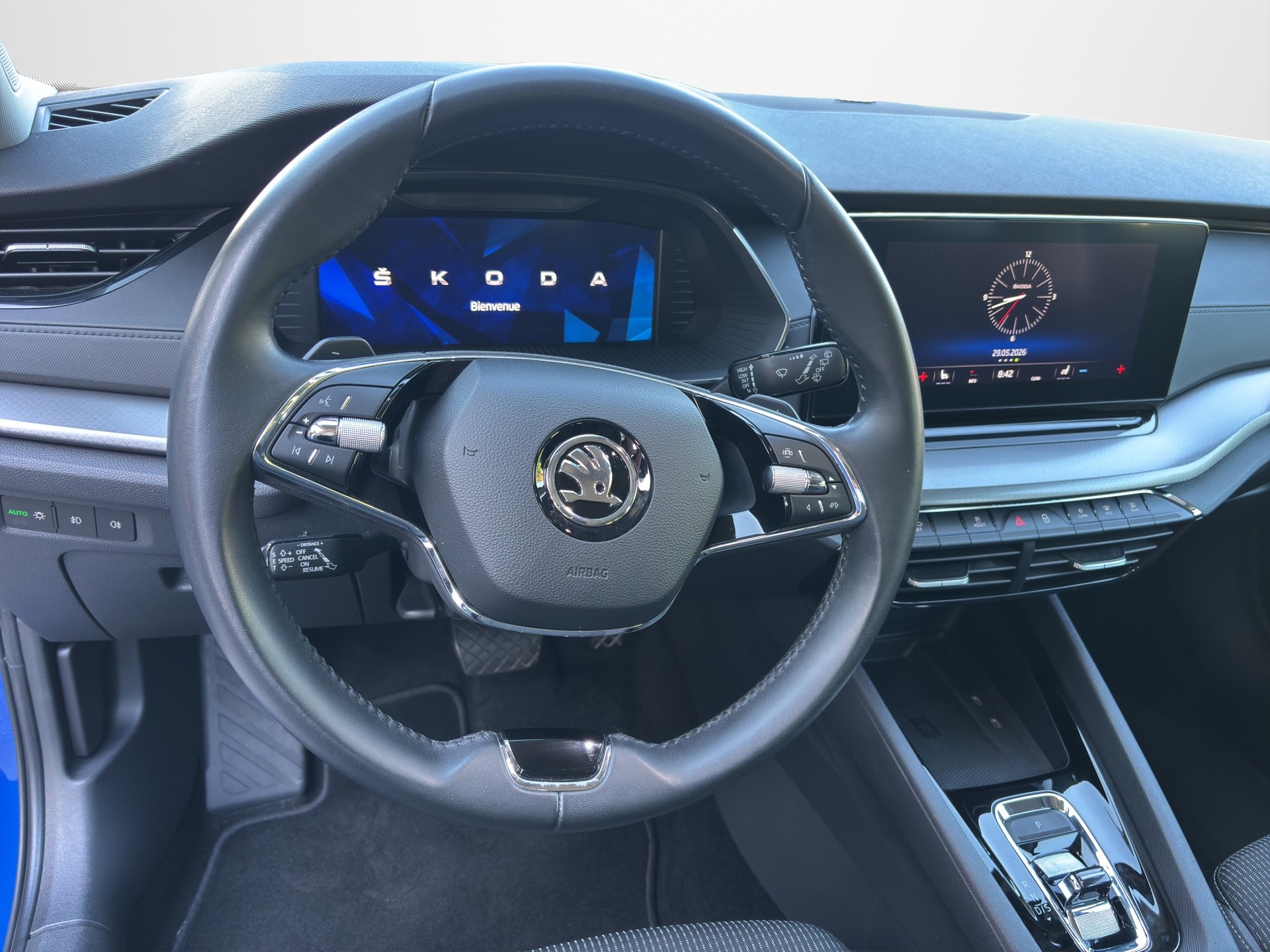 SKODA Octavia Combi 2.0 TDI DSG Ambition-image-10