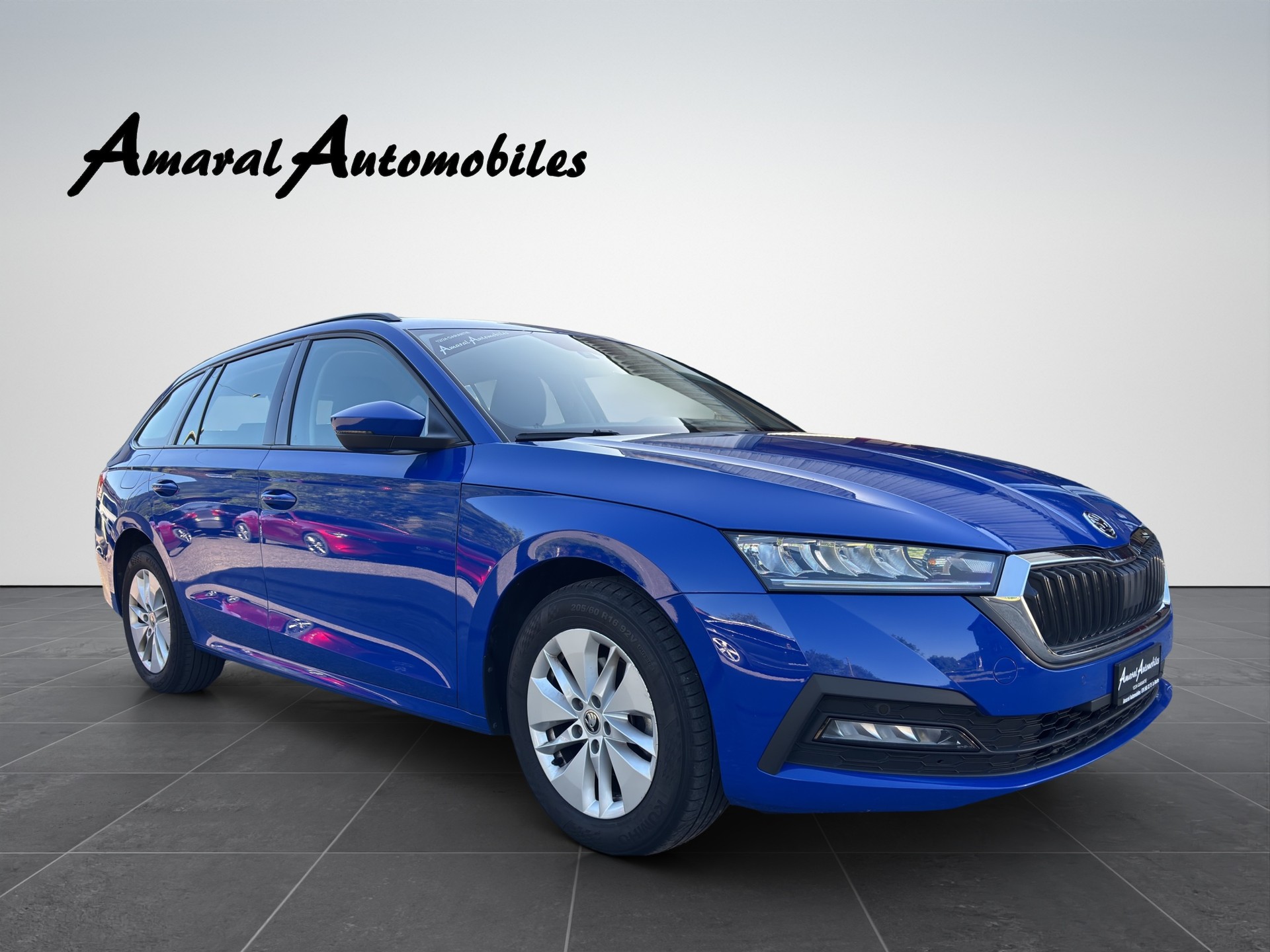 SKODA Octavia Combi 2.0 TDI DSG Ambition-image-7