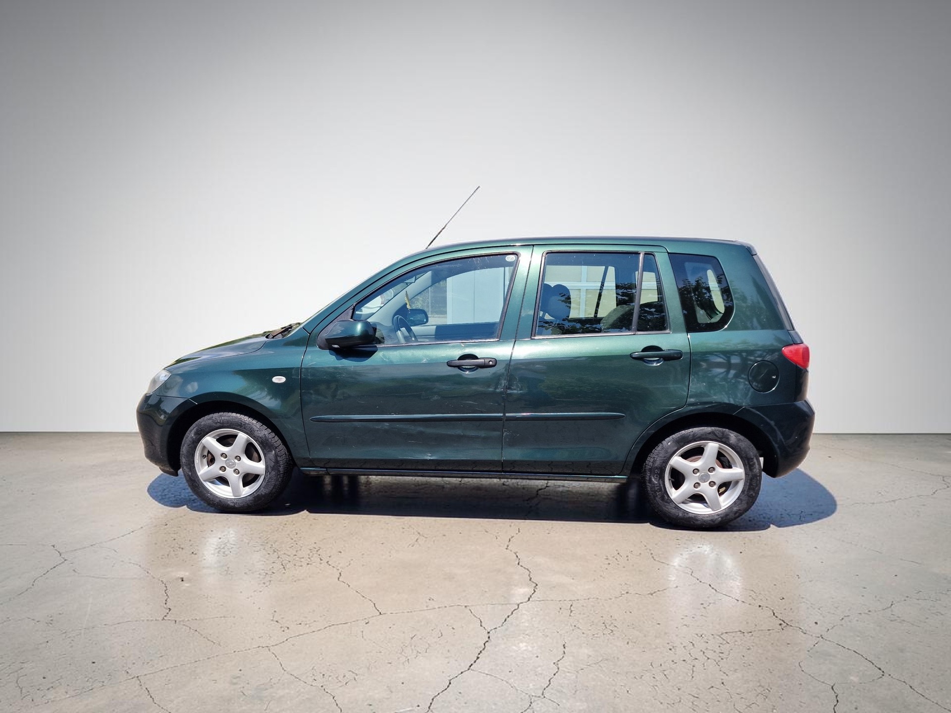 MAZDA 2 1.6i 16V Sport ab MFK 12Mt Gara 8xAlu Klima-image-0
