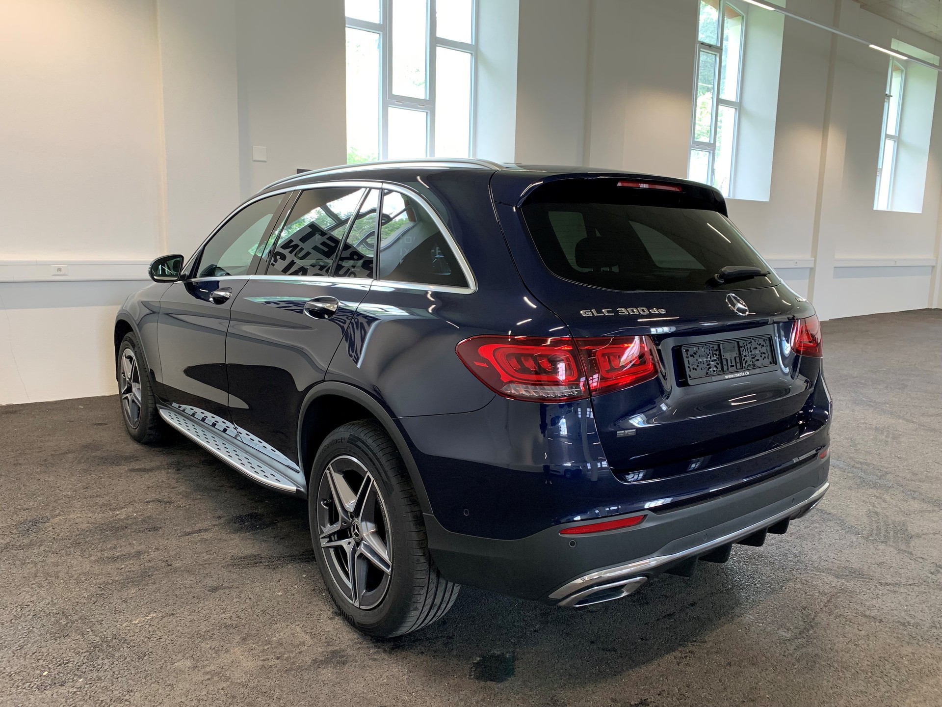 MERCEDES-BENZ GLC 300 de 4Matic 9G-Tronic-image-5