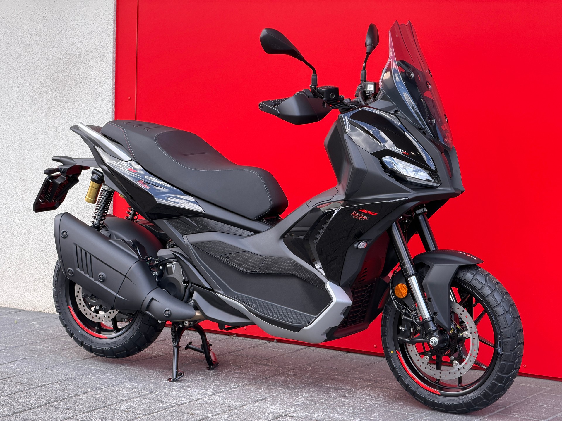 APRILIA SR 400 GT-image-13
