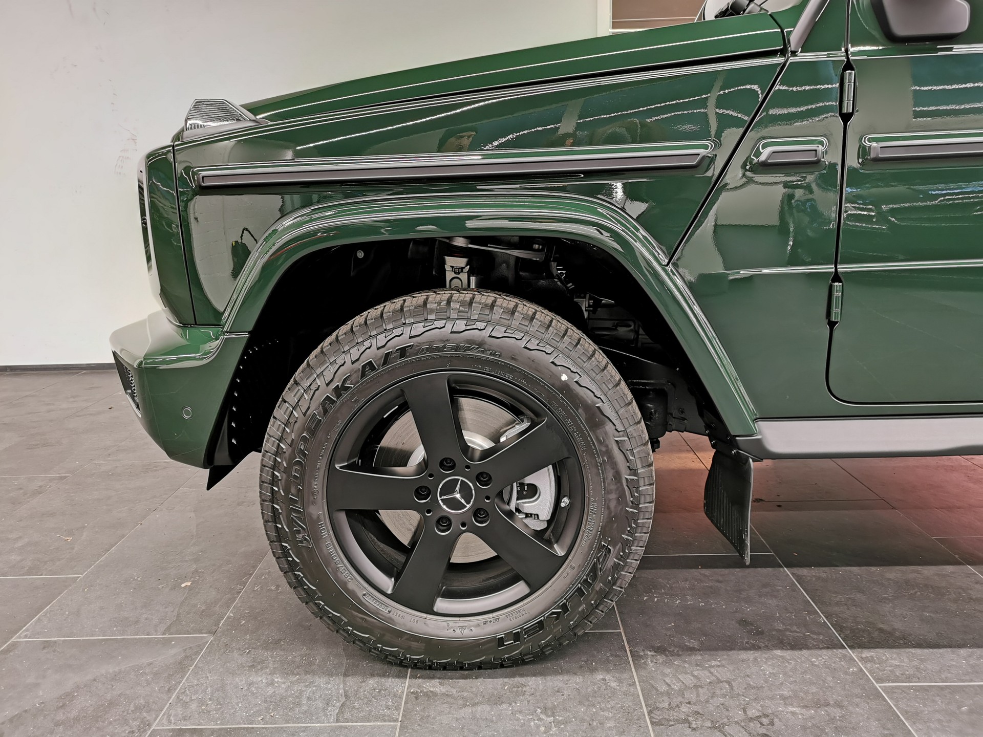 MERCEDES-BENZ G 400 d PROFESSIONAL FACELIFT INDIVIDUAL UNI GRÜN GREEN UNIKAT DIESEL THE LAST FINAL EDITION OHNE HYBRID! 9G-Tronic-image-9