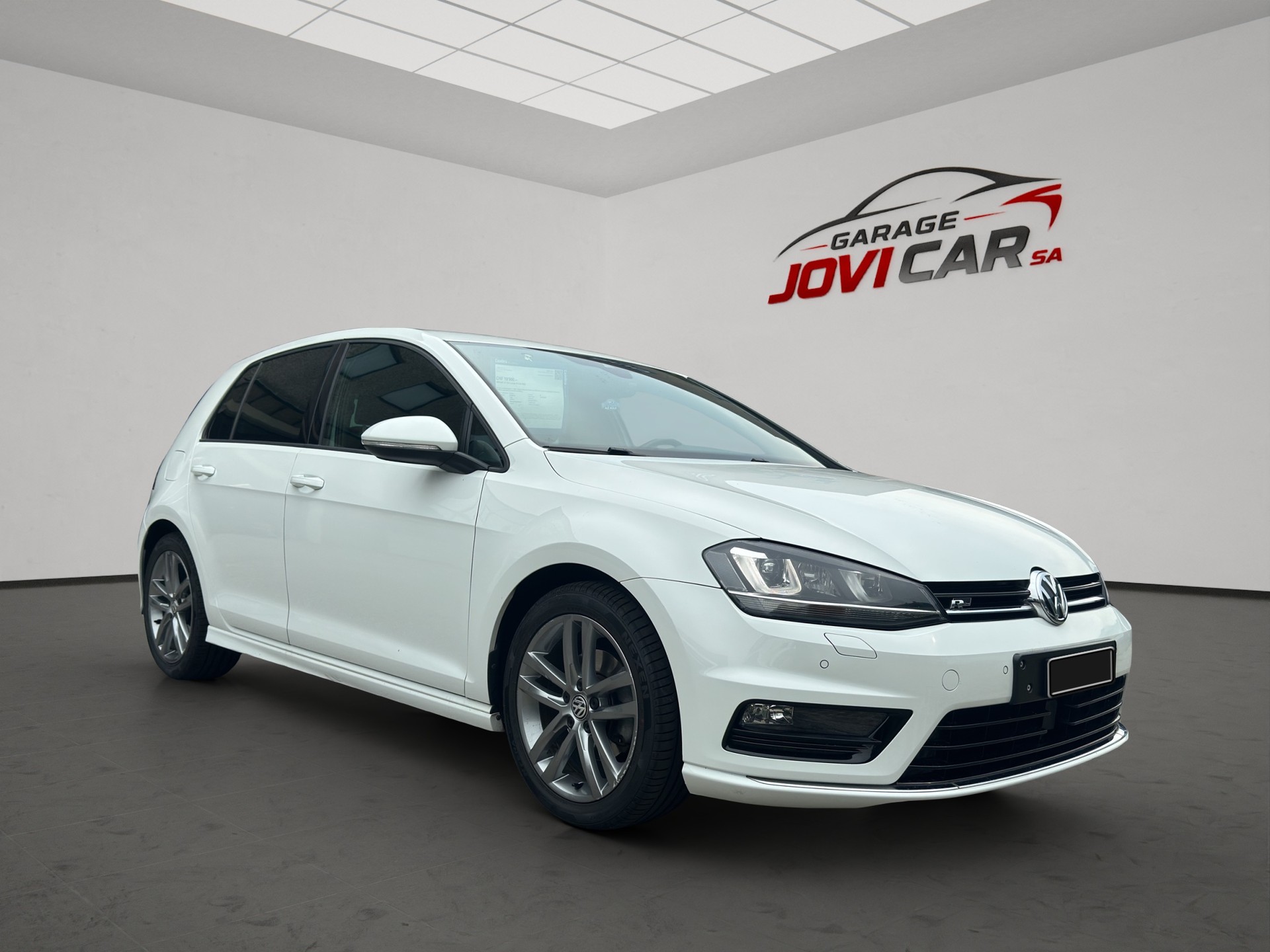 VW Golf 1.6 TDI Lounge R-Line DSG