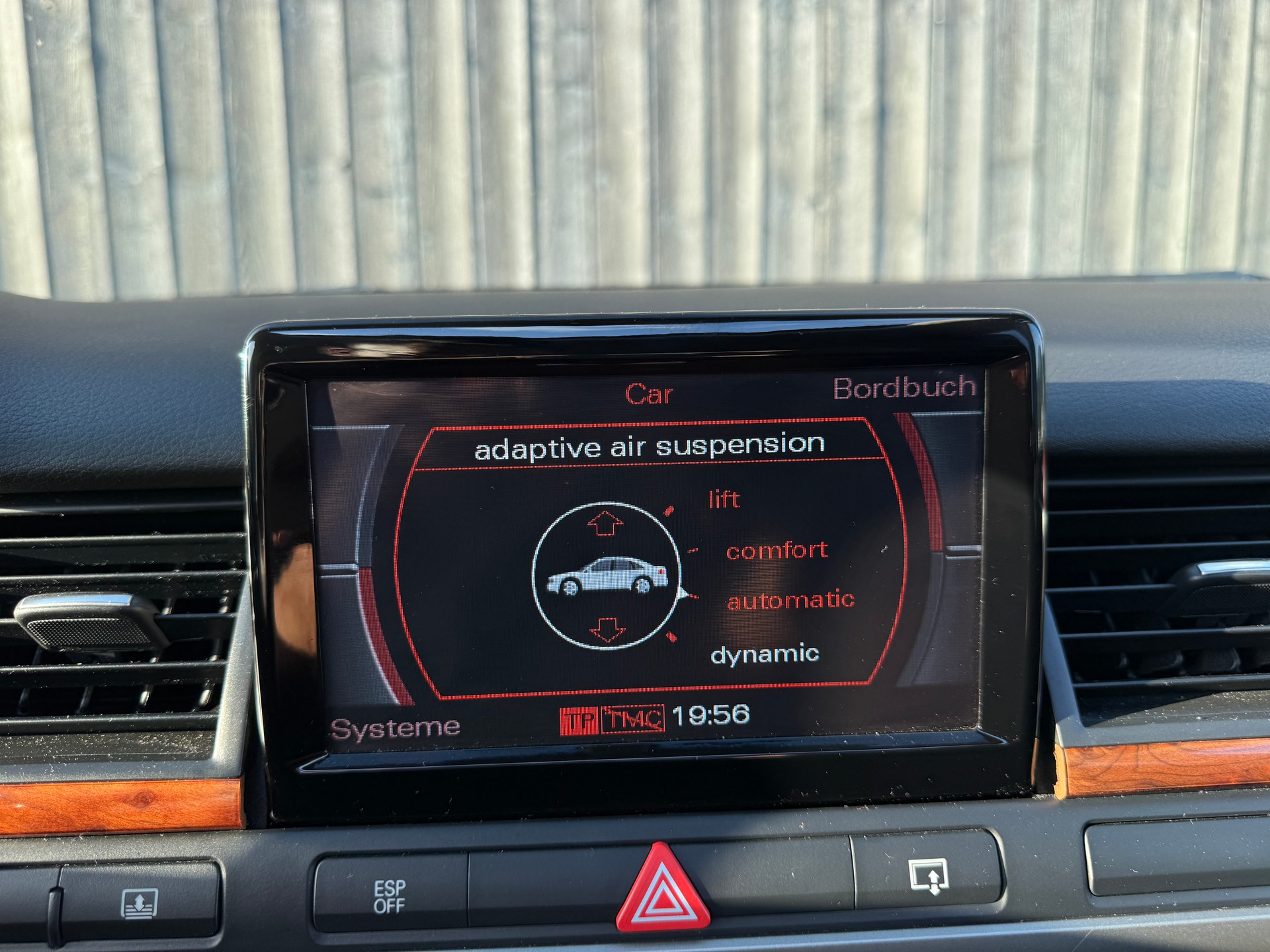 AUDI A8 3.0 TDI quattro tiptronic-image-10