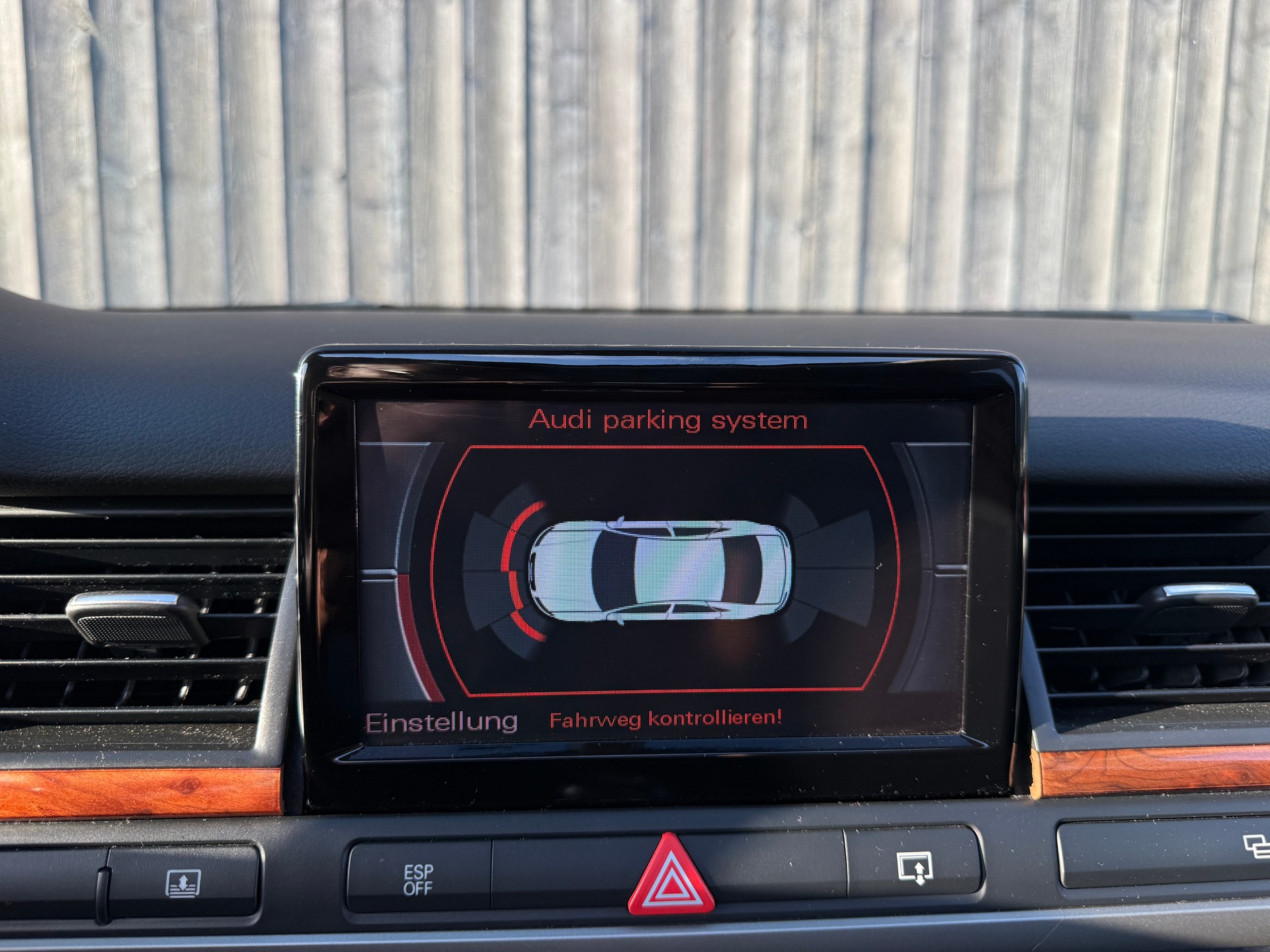 AUDI A8 3.0 TDI quattro tiptronic-image-11